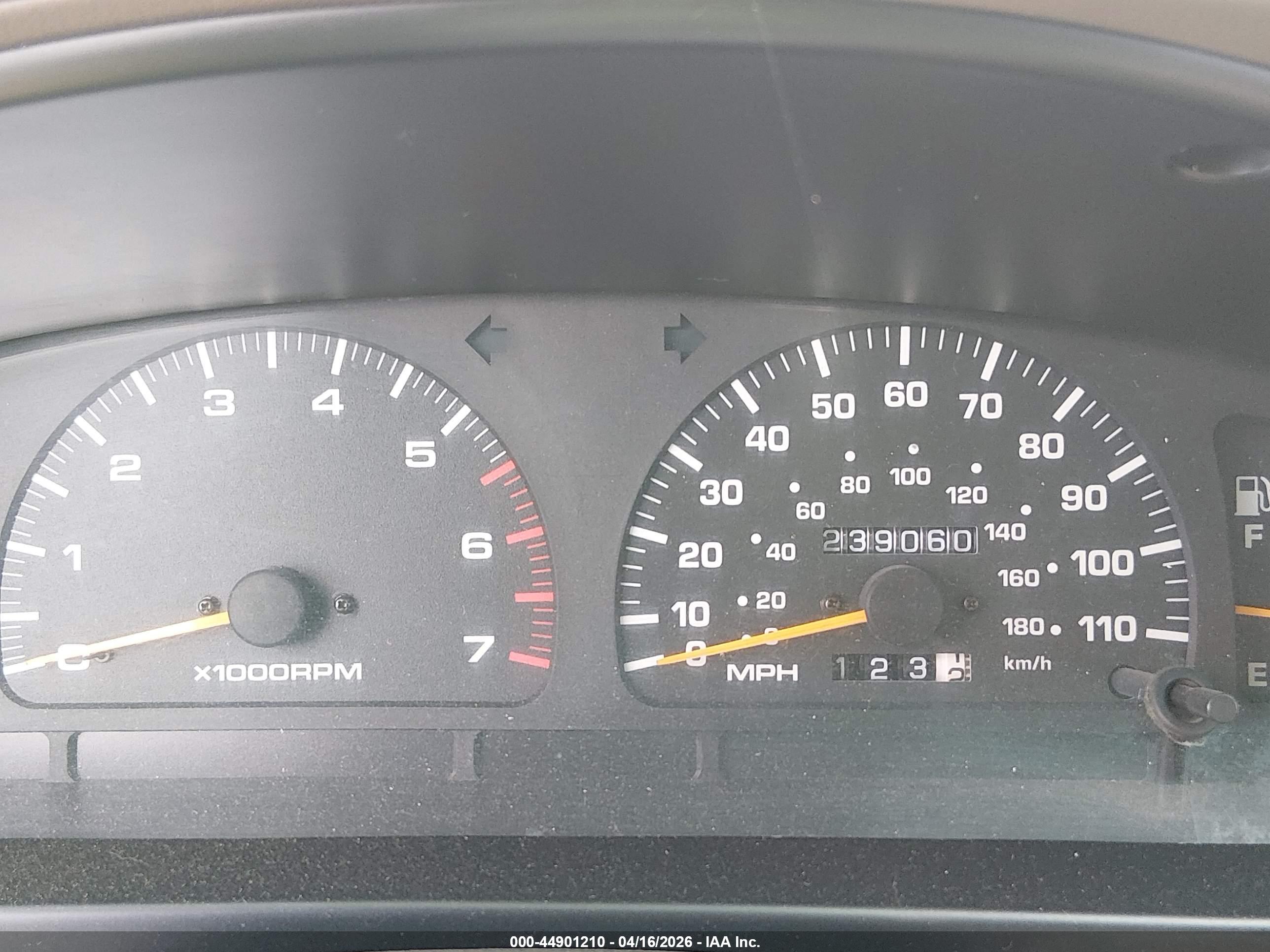 TOYOTA 4RUNNER image 7