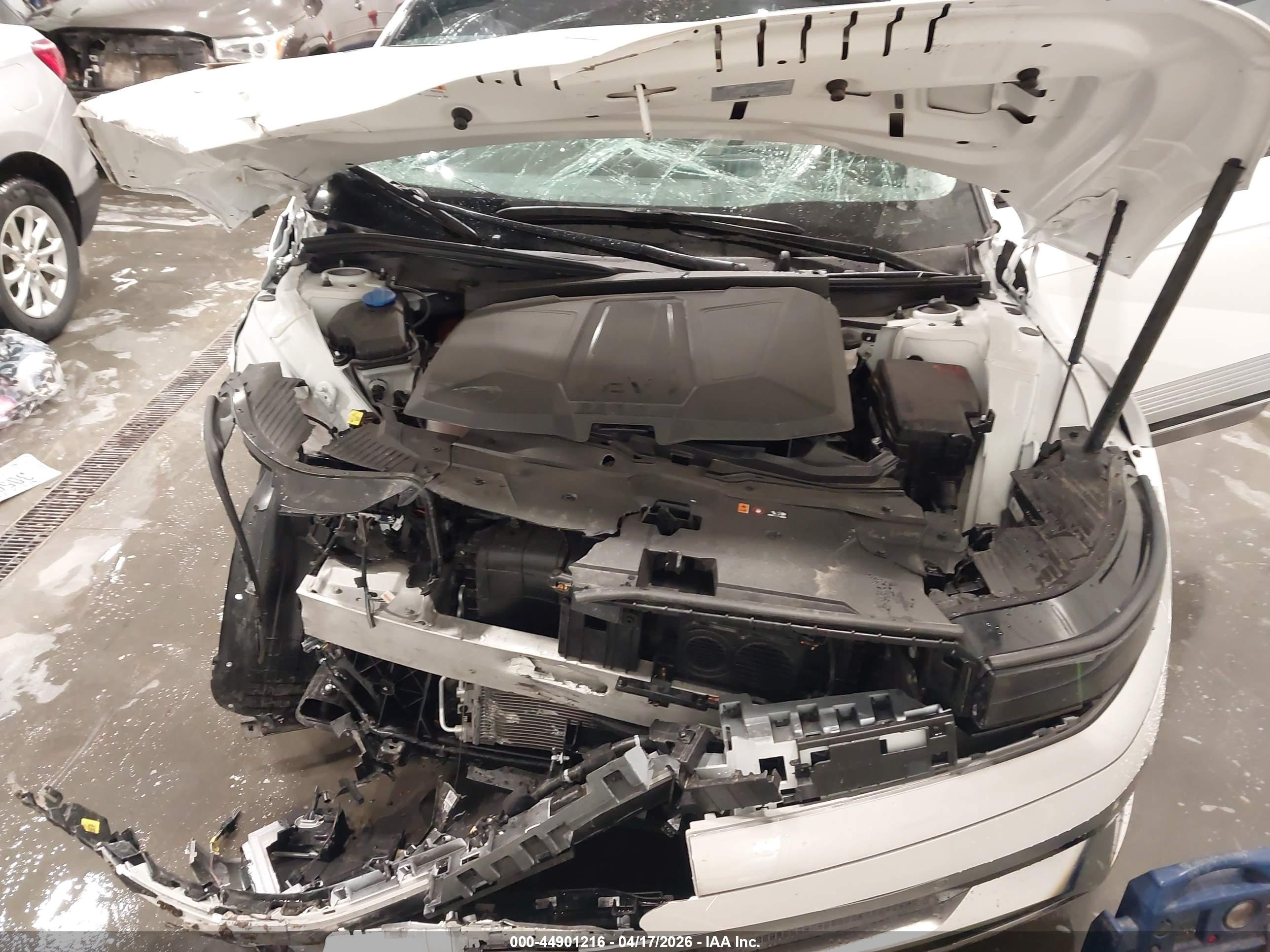 HYUNDAI IONIQ image 10