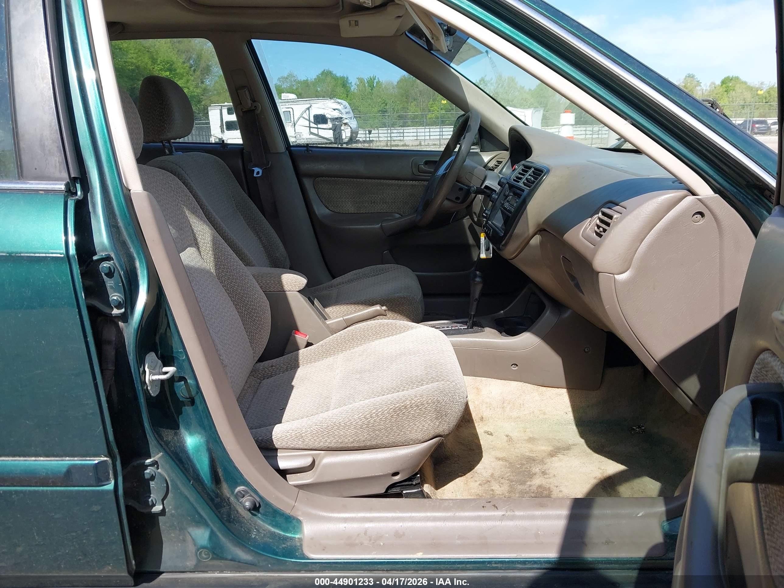HONDA CIVIC image 5