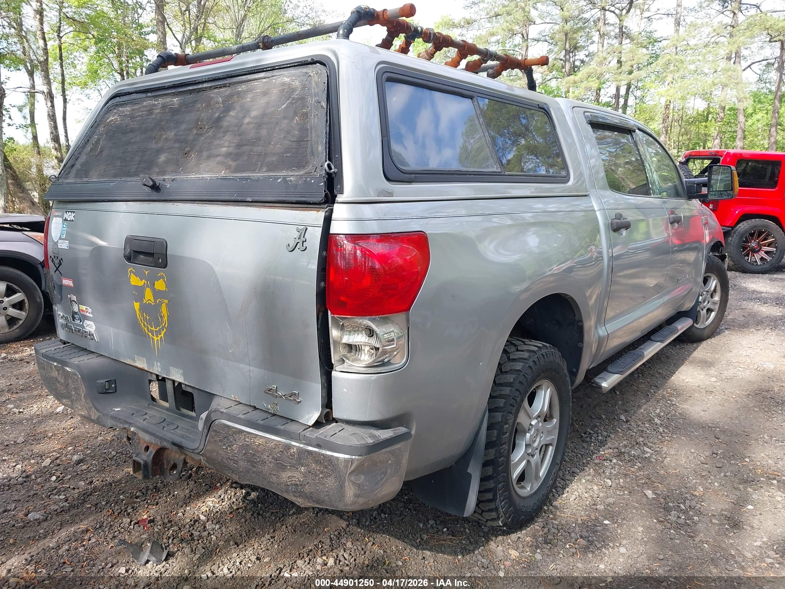 TOYOTA TUNDRA image 4