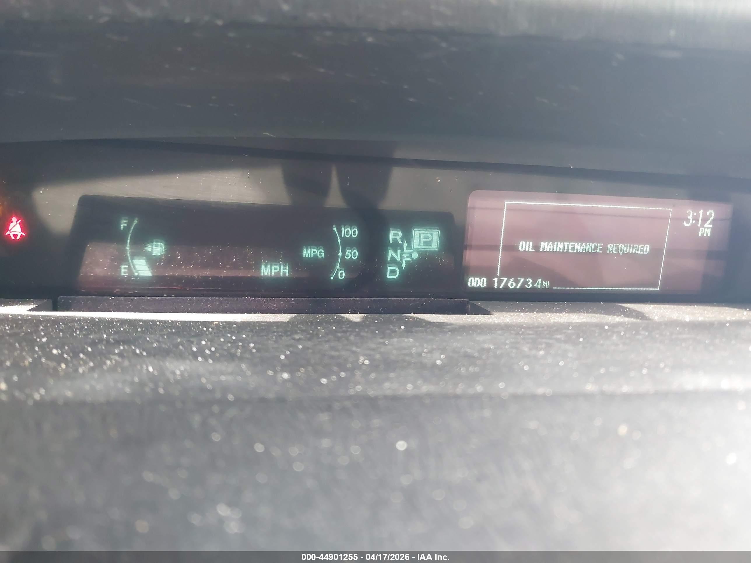 TOYOTA PRIUS image 7