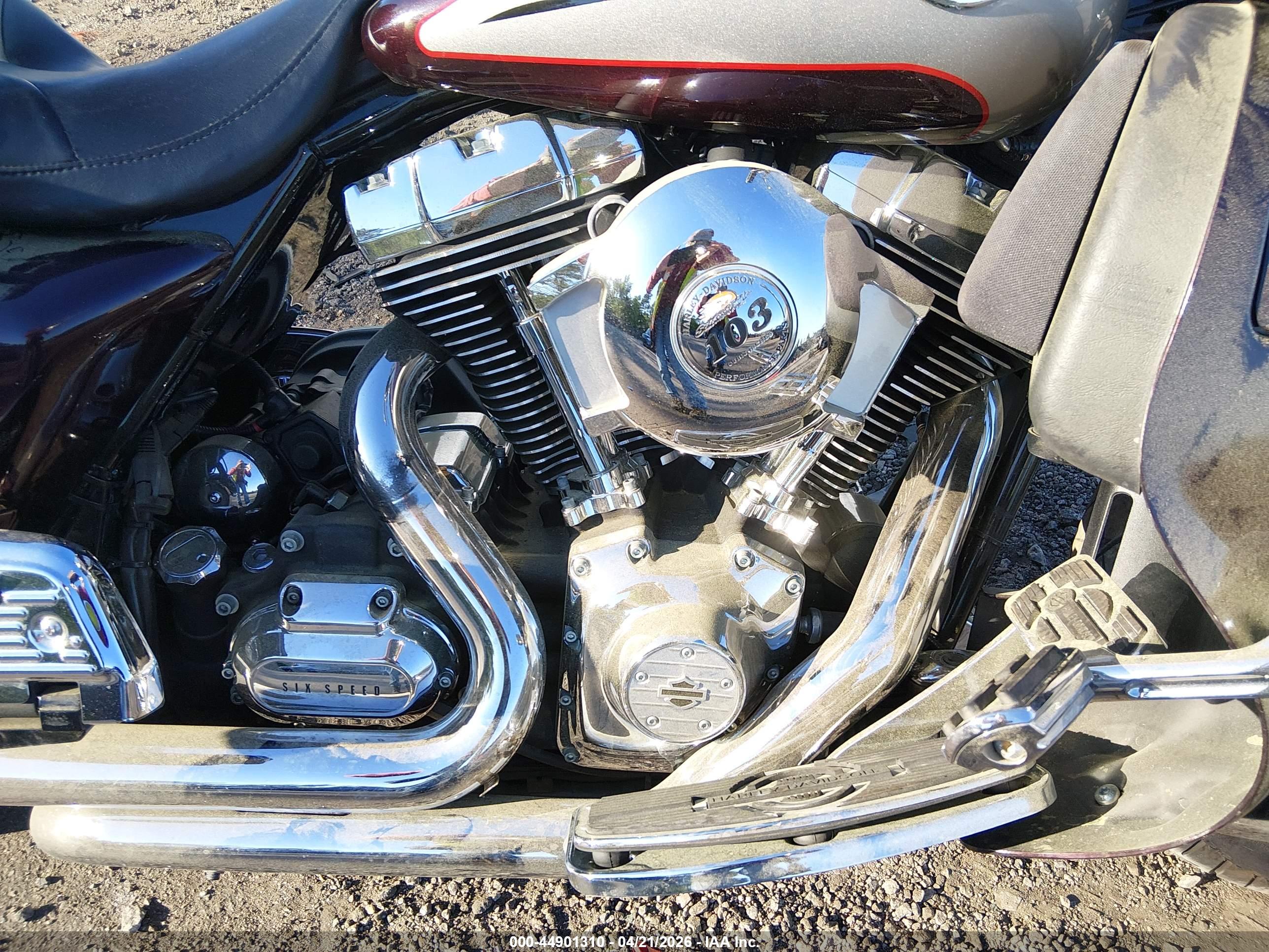 HARLEY-DAVIDSON FLHTCUI image 8