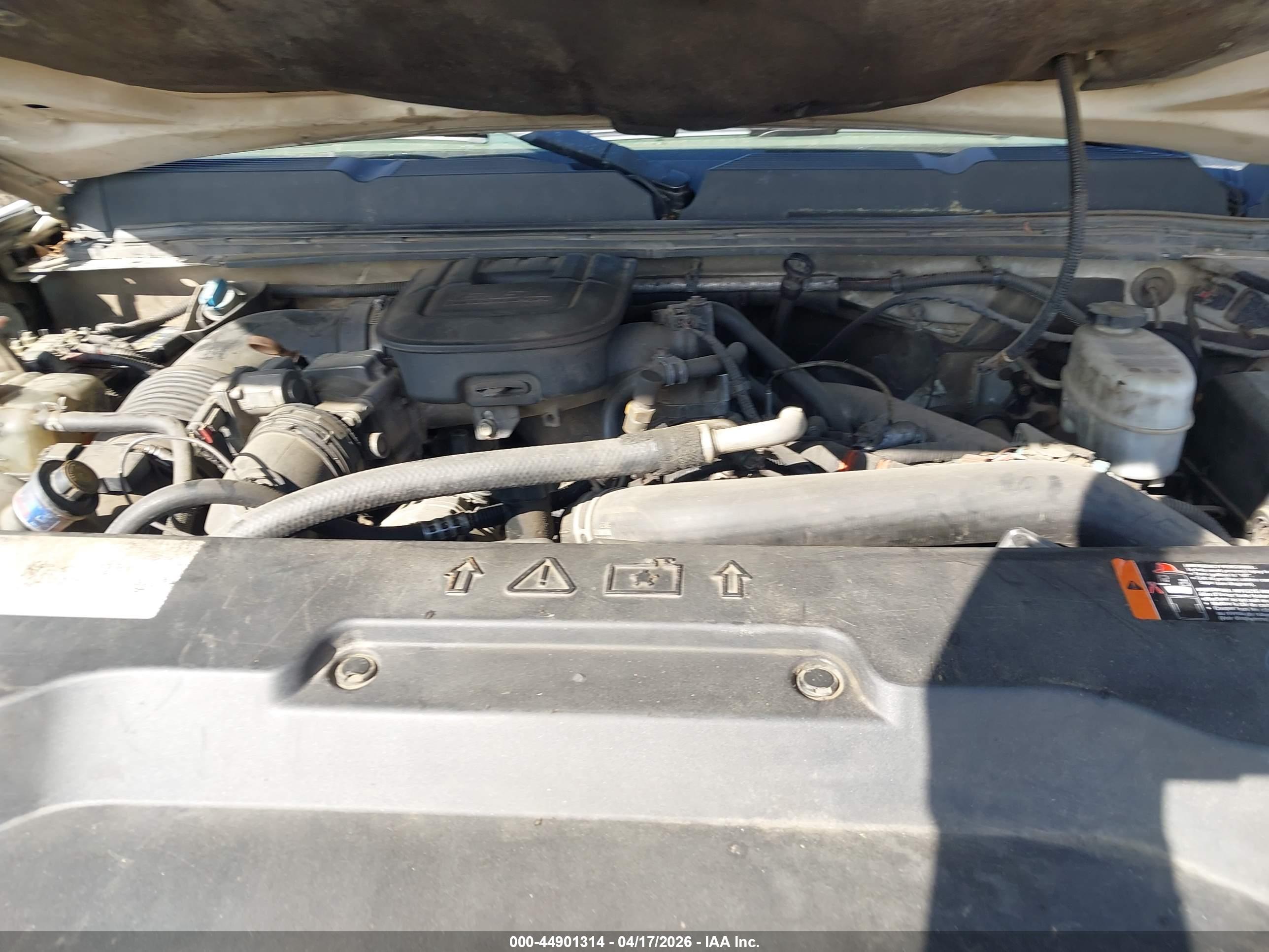 CHEVROLET SILVERADO image 10