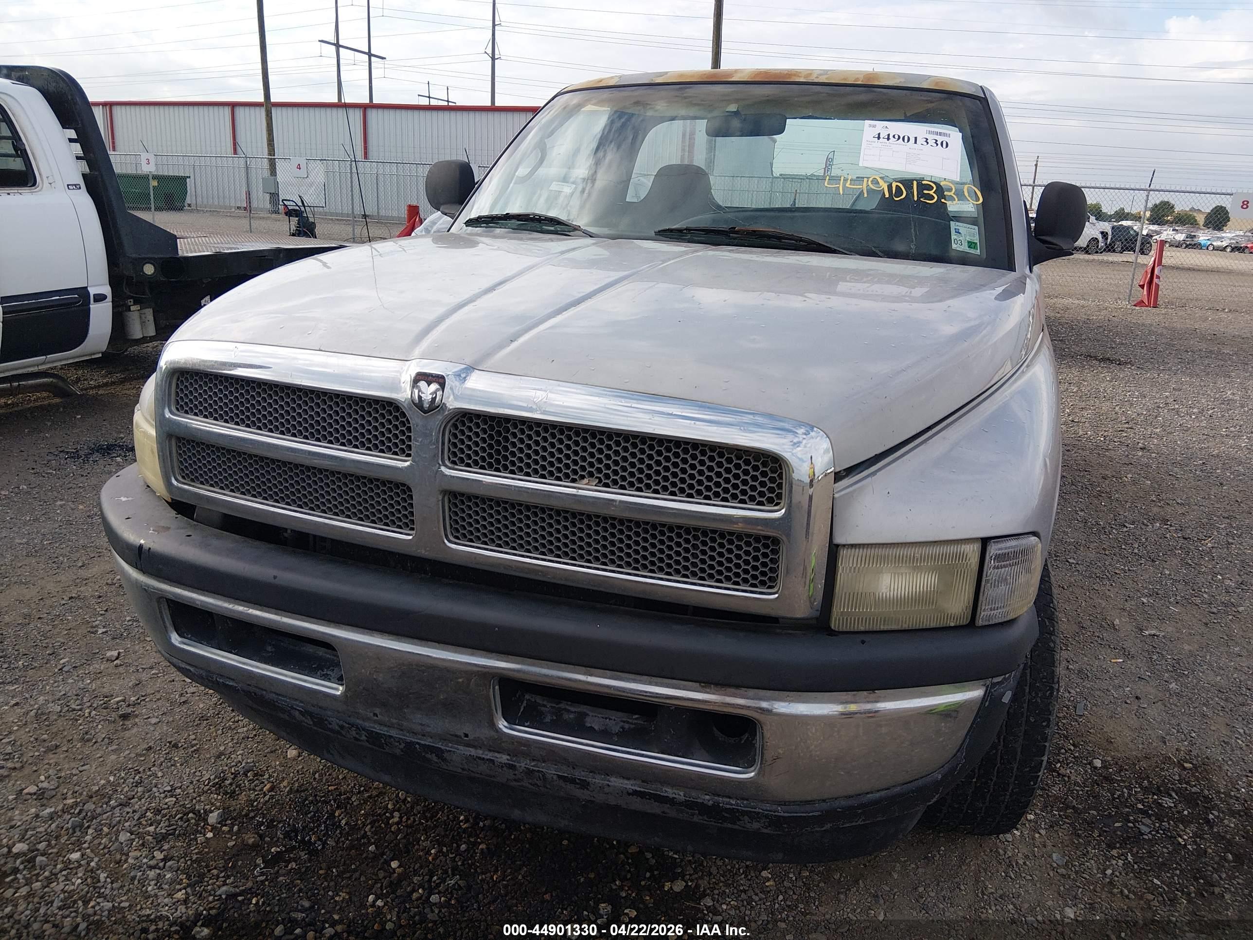 DODGE RAM image 6