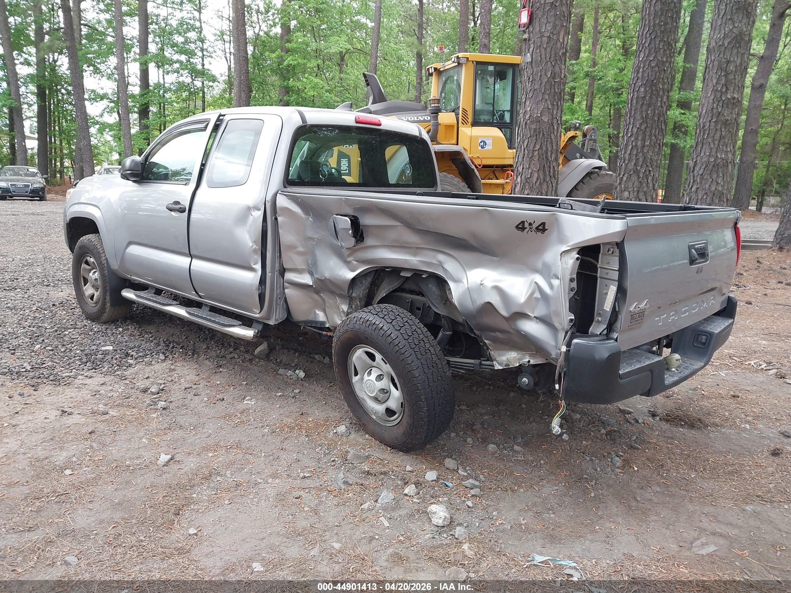 TOYOTA TACOMA image 3