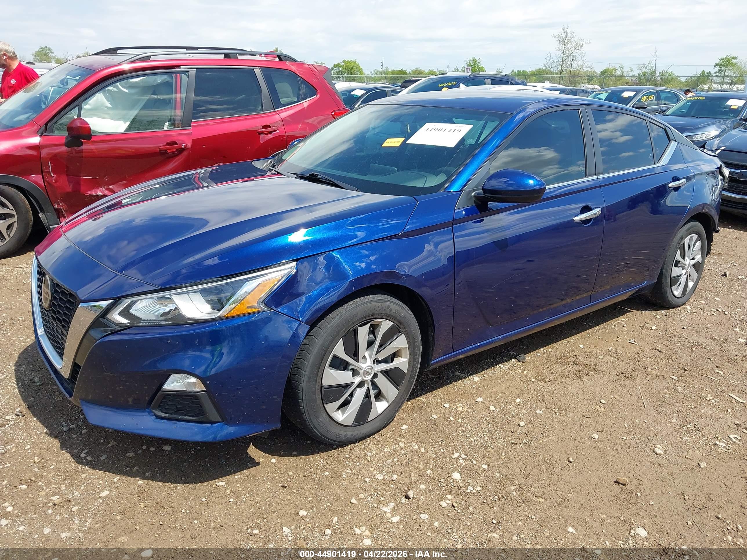 NISSAN ALTIMA image 2