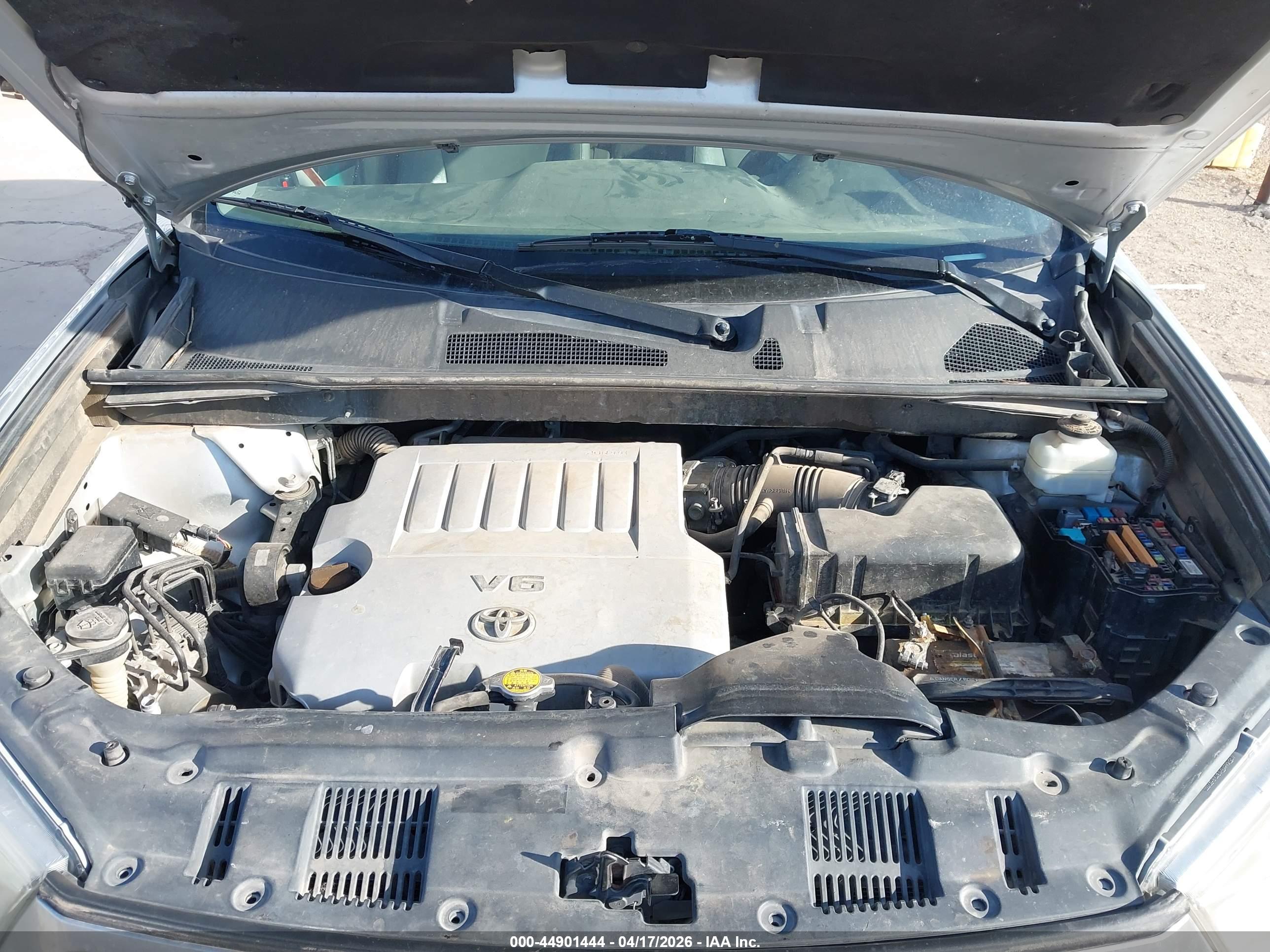 TOYOTA HIGHLANDER image 10