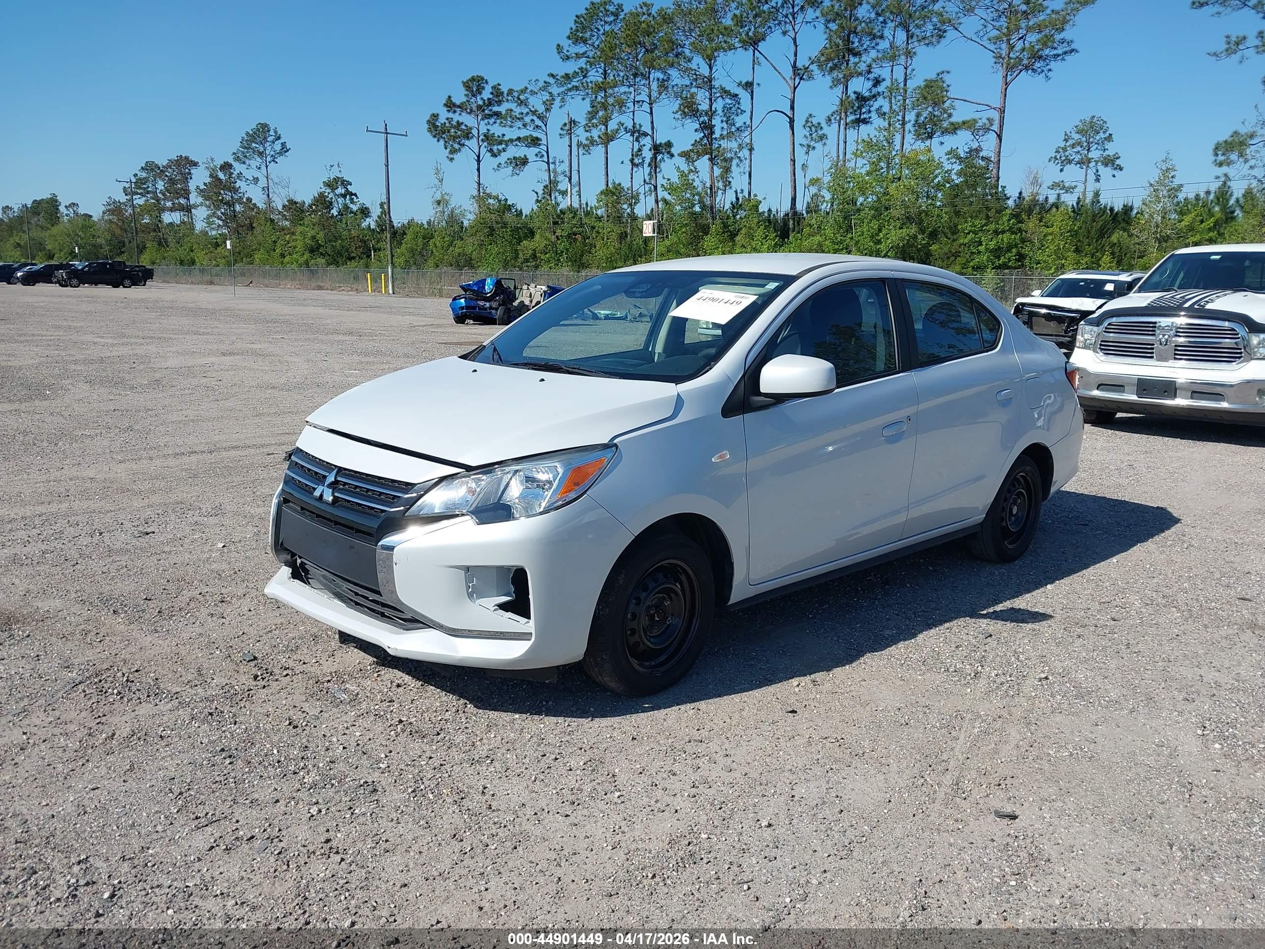 MITSUBISHI MIRAGE image 2