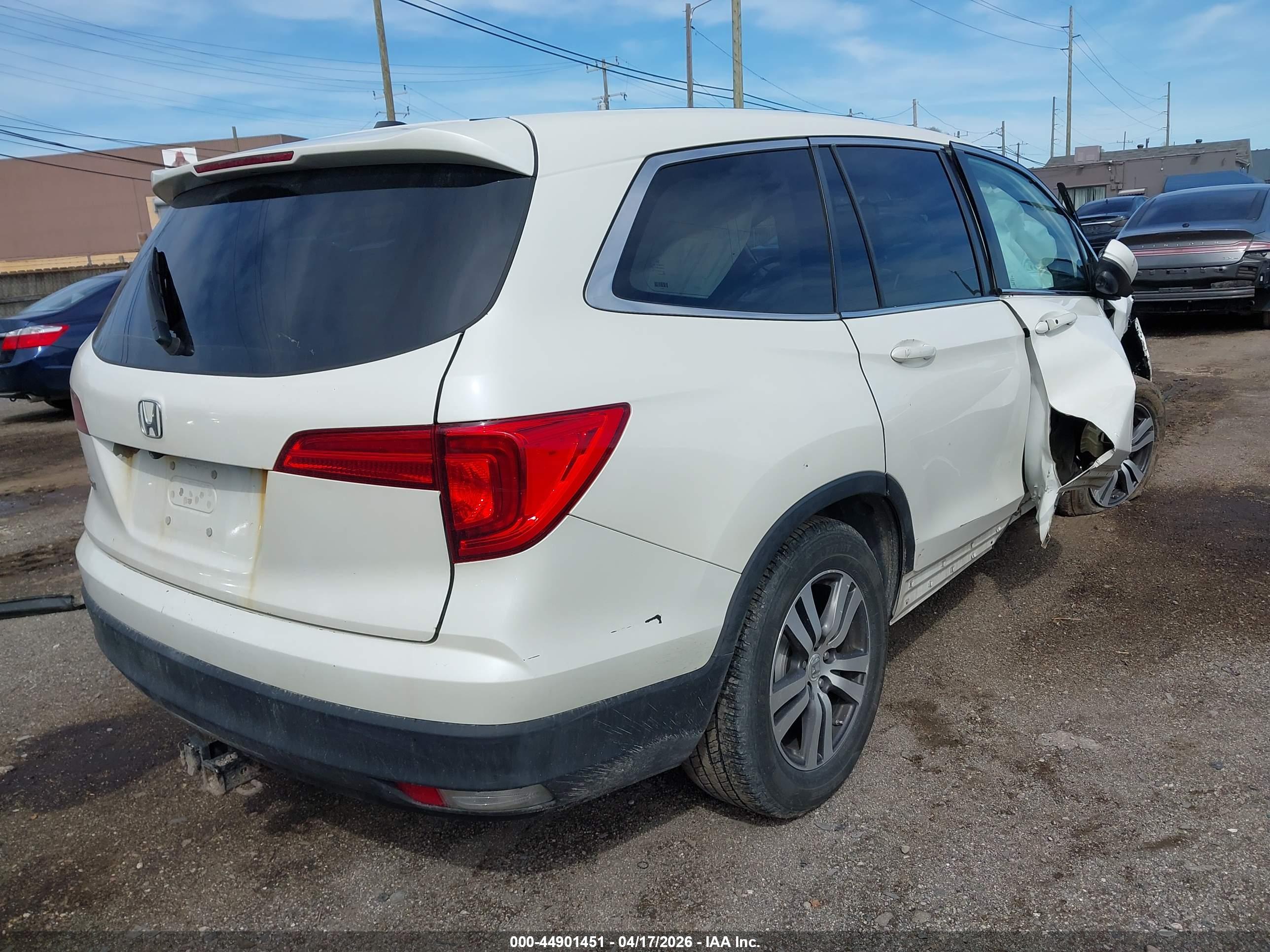 HONDA PILOT image 4