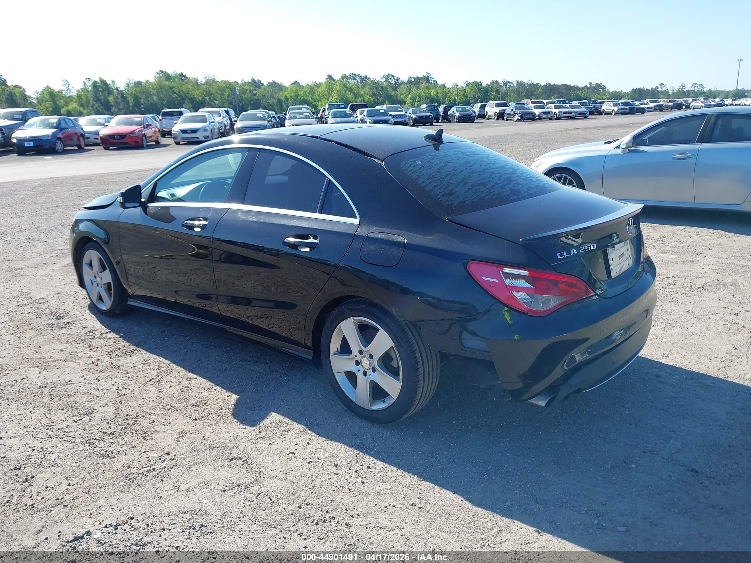 MERCEDES-BENZ CLA image 3