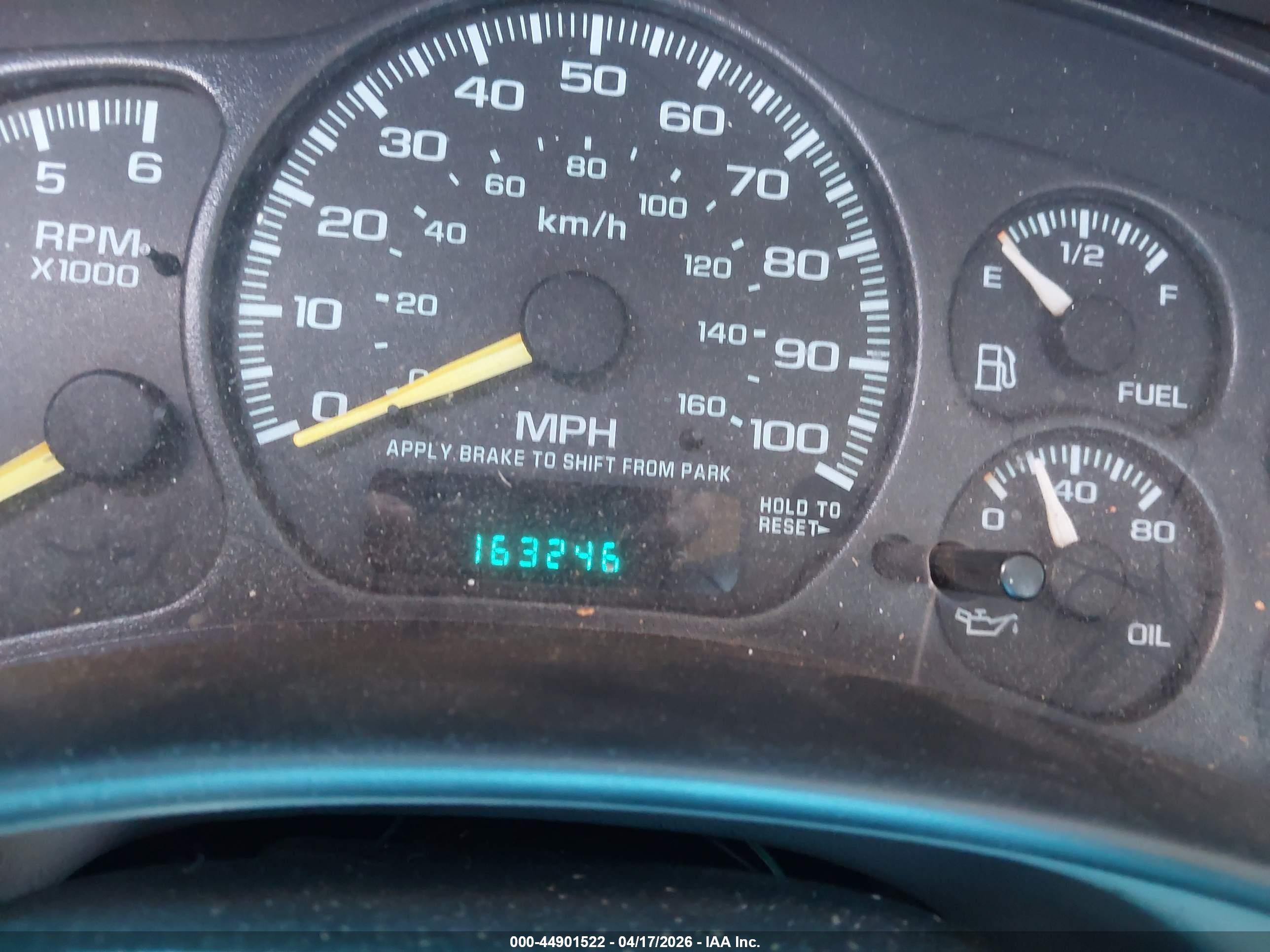 CHEVROLET SILVERADO image 7