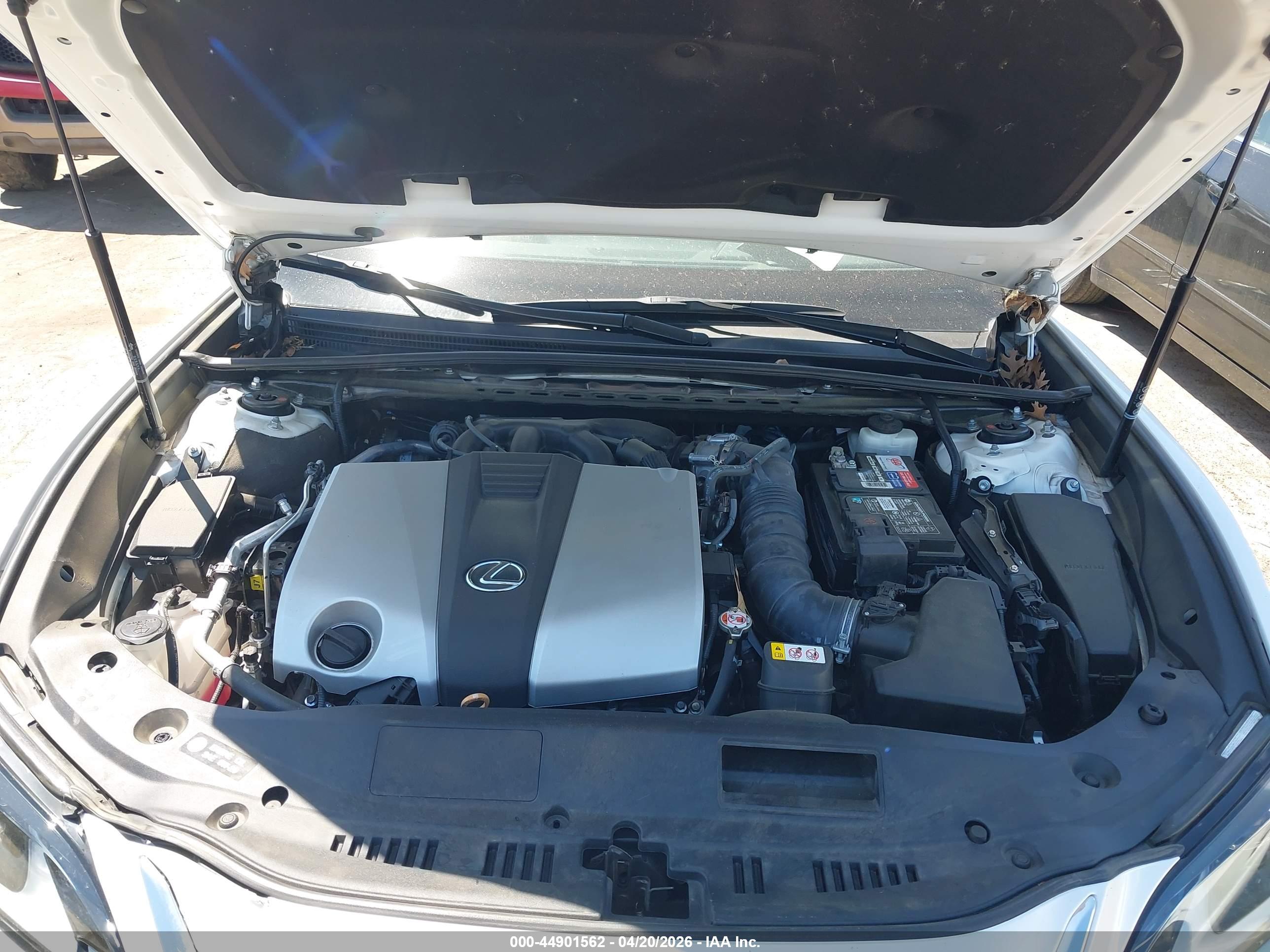 LEXUS ES image 10