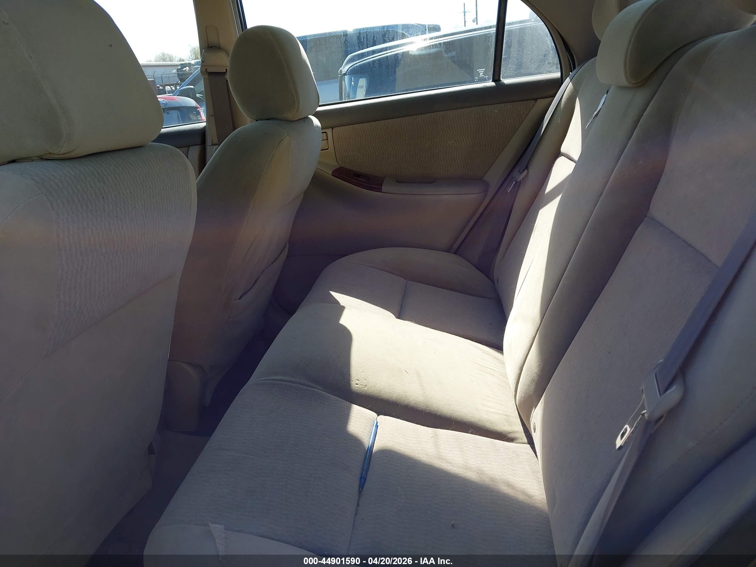 TOYOTA COROLLA image 8