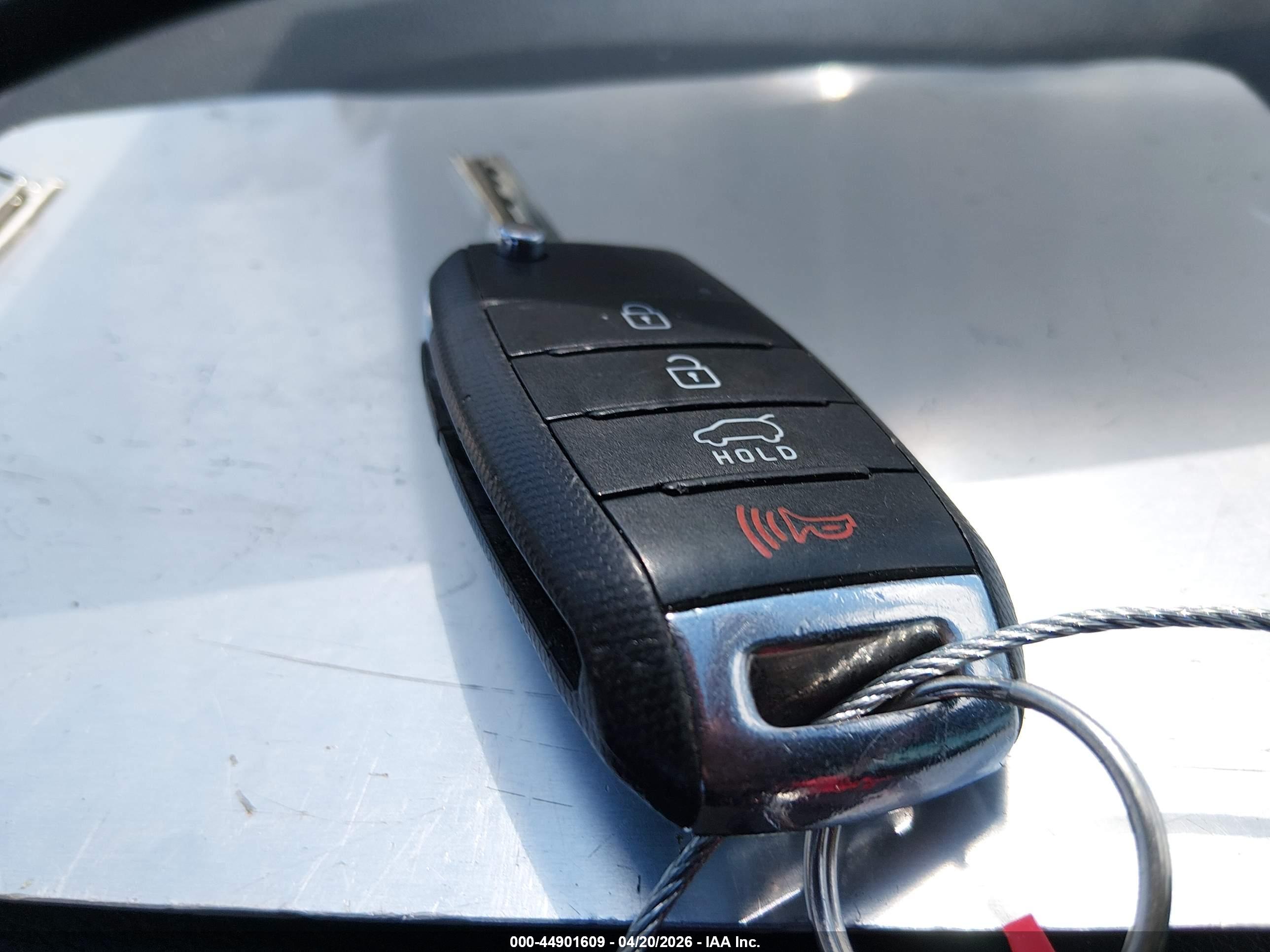 KIA SORENTO image 11