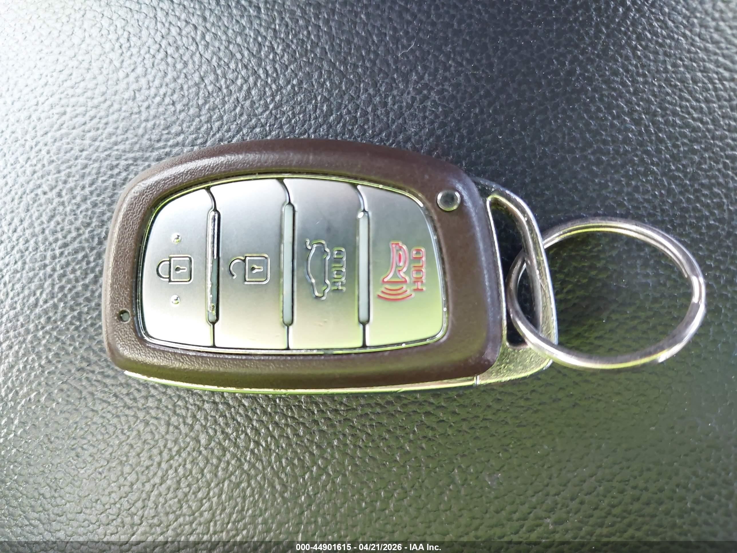 HYUNDAI ELANTRA image 11