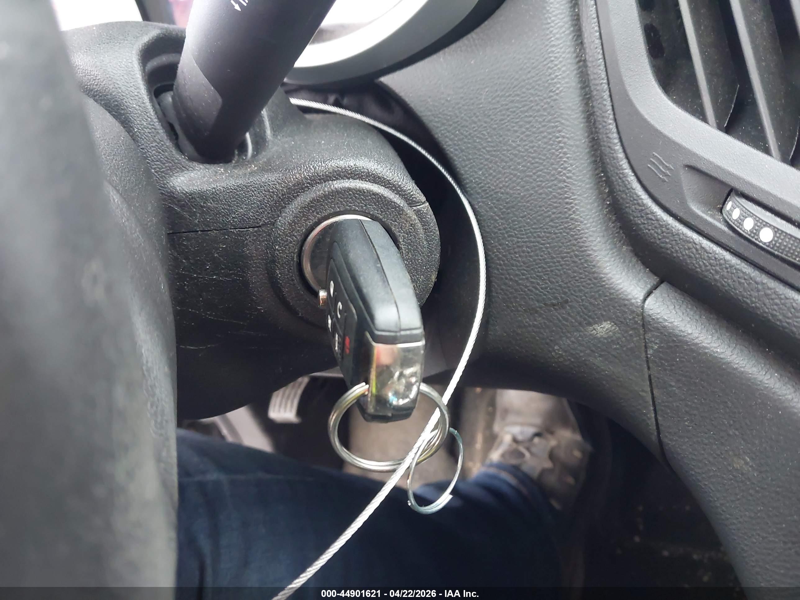 CHEVROLET EQUINOX image 11