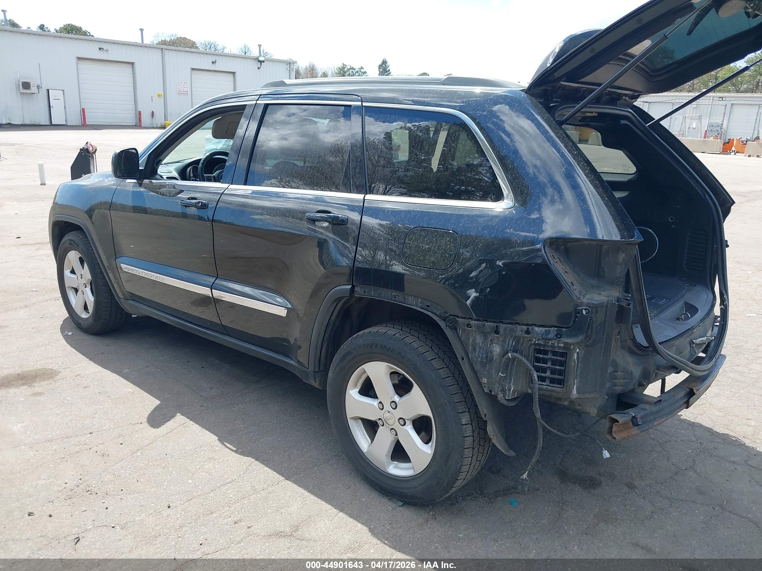 JEEP GRAND image 3