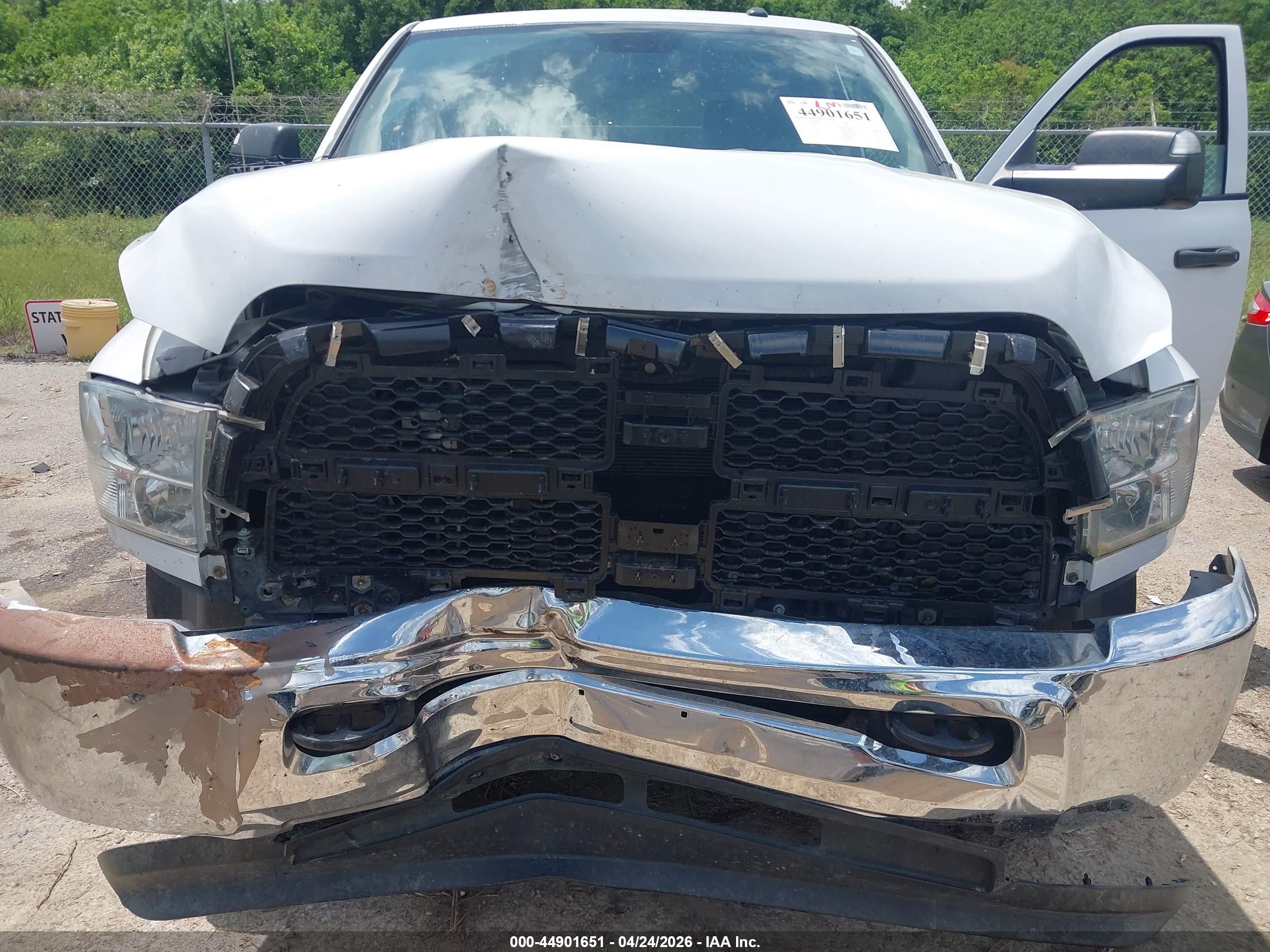 RAM 2500 image 10