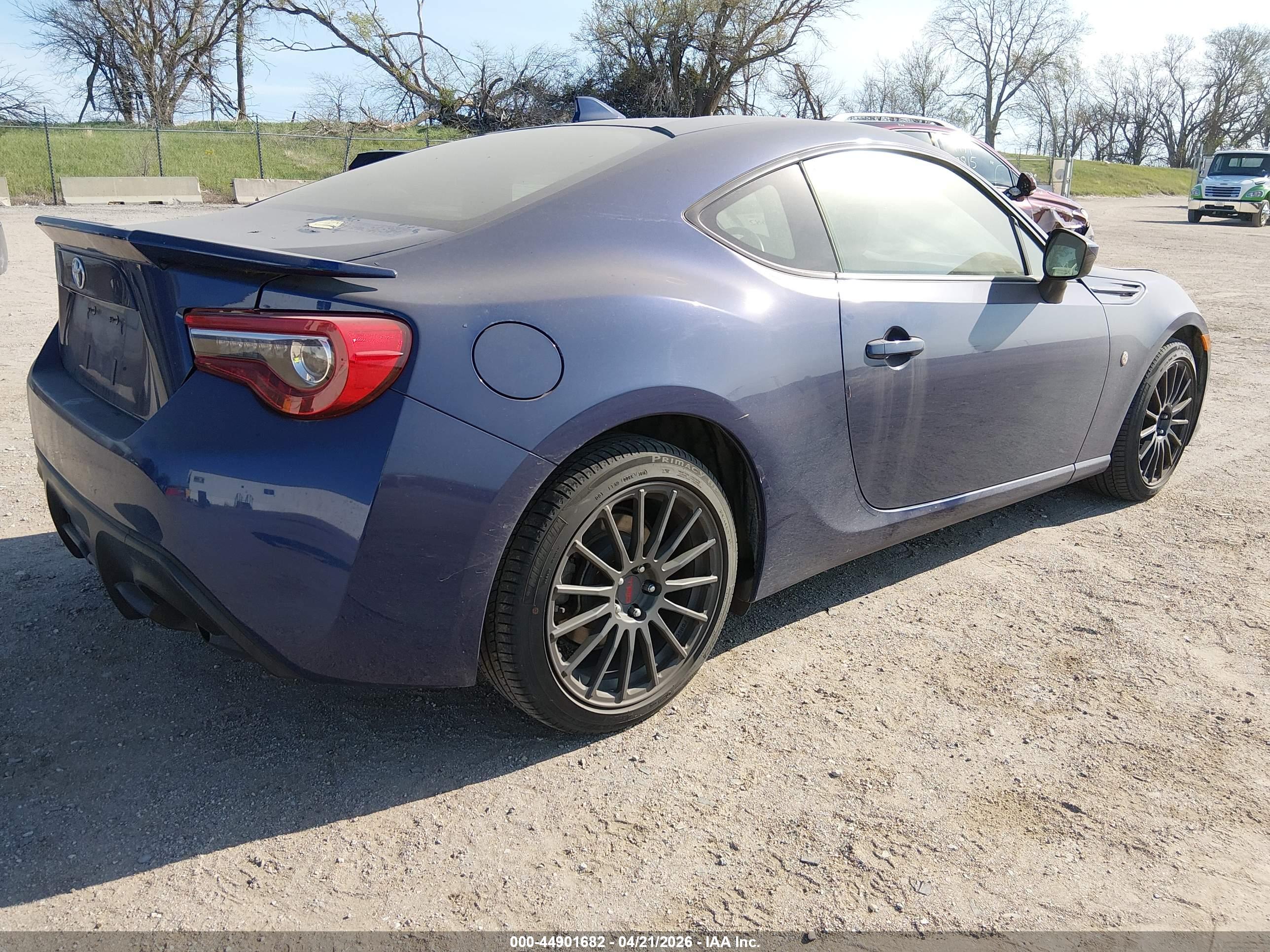 TOYOTA 86 image 4