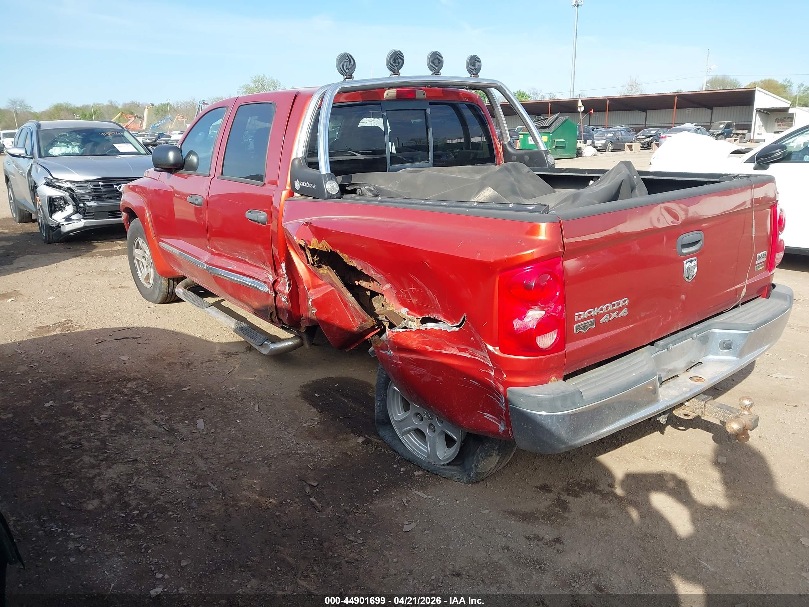 DODGE DAKOTA image 3