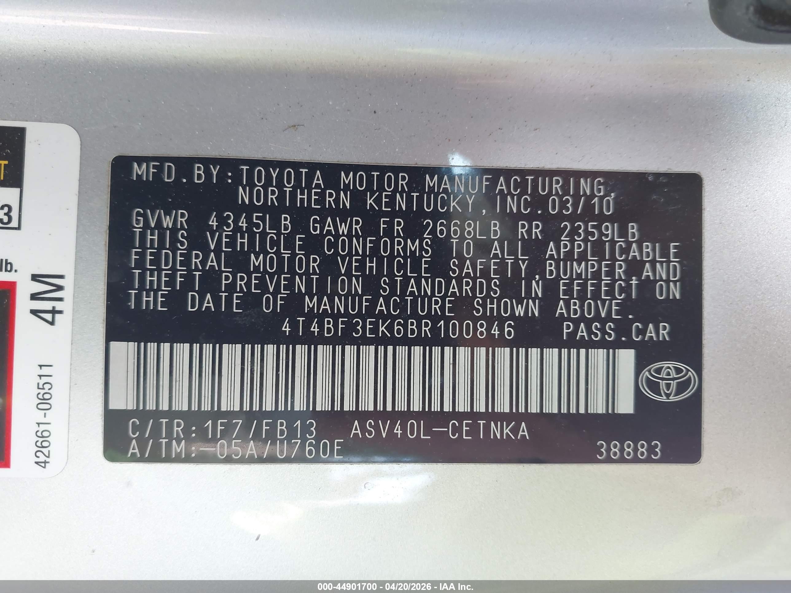 TOYOTA CAMRY image 9