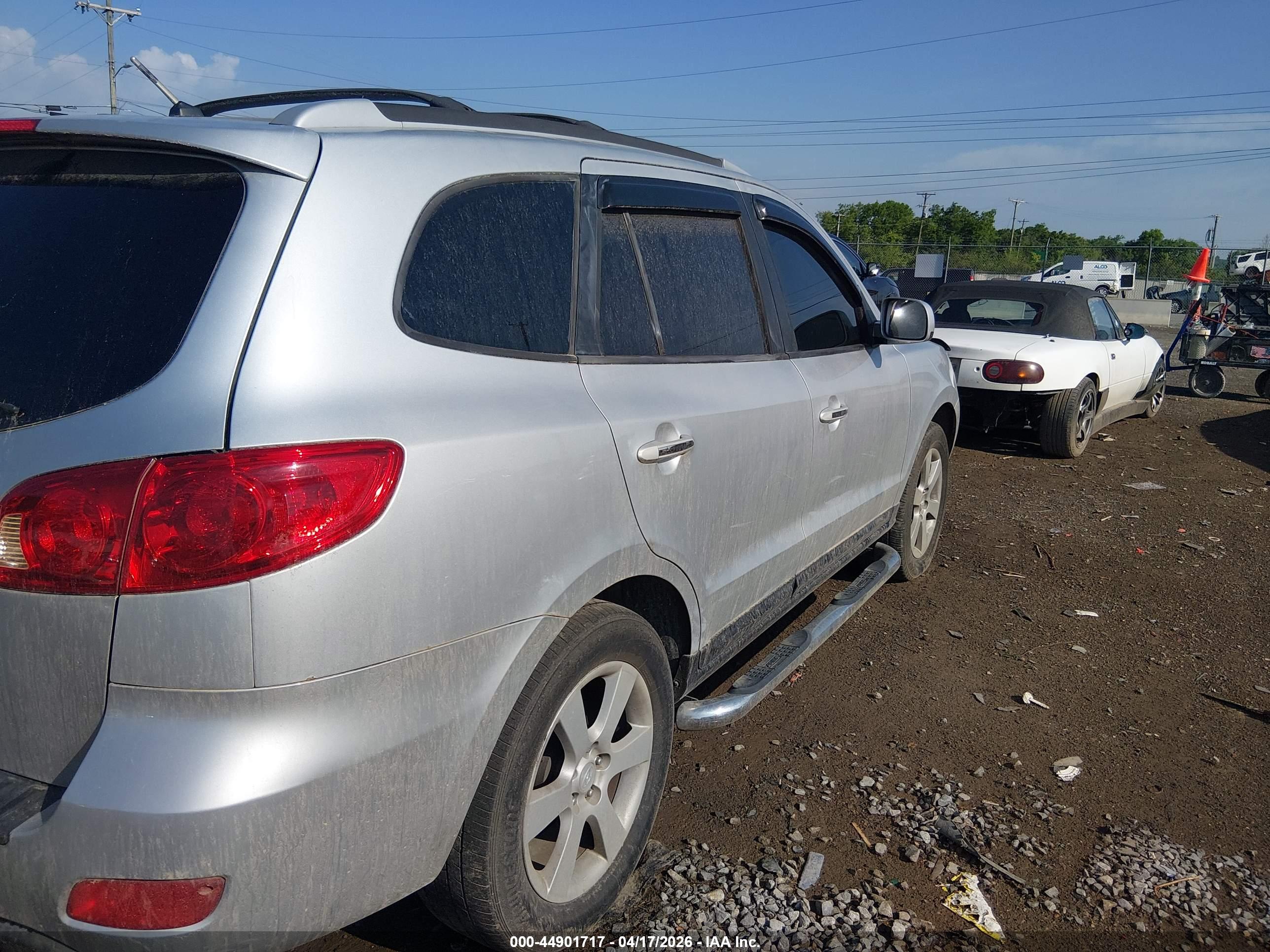 HYUNDAI SANTA image 6
