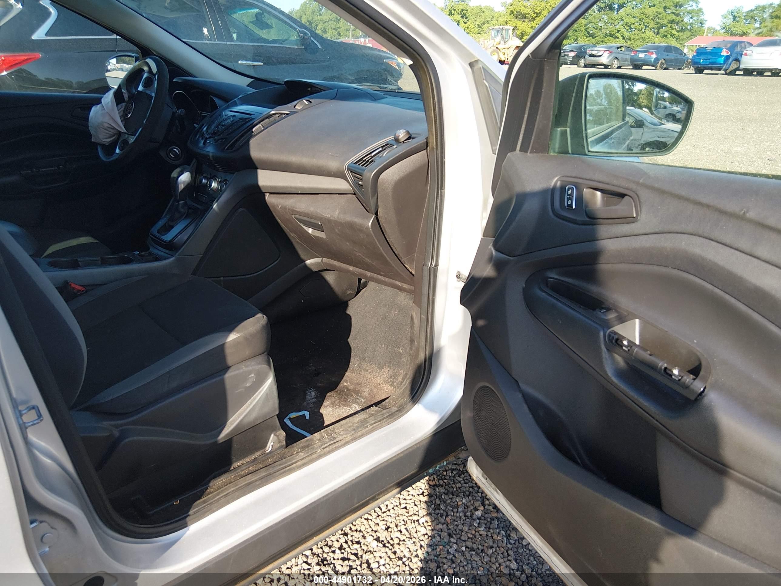 FORD ESCAPE image 5