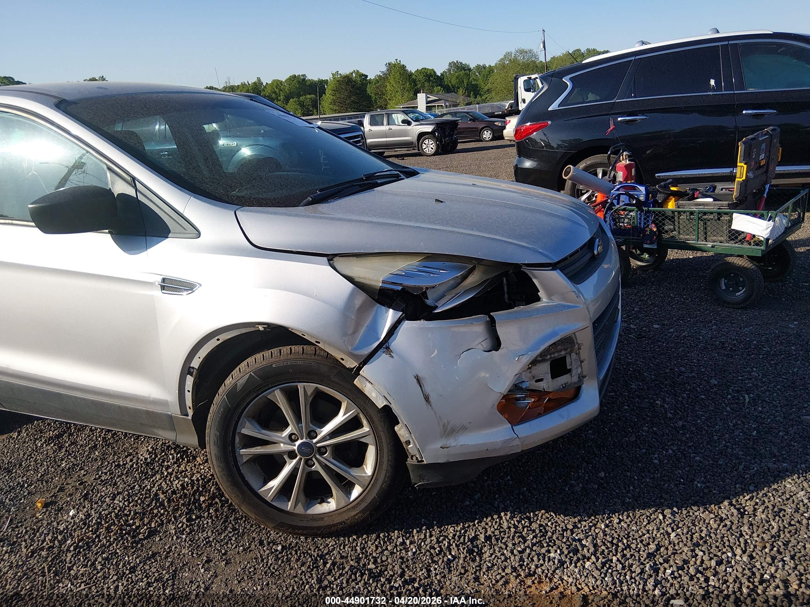 FORD ESCAPE image 6