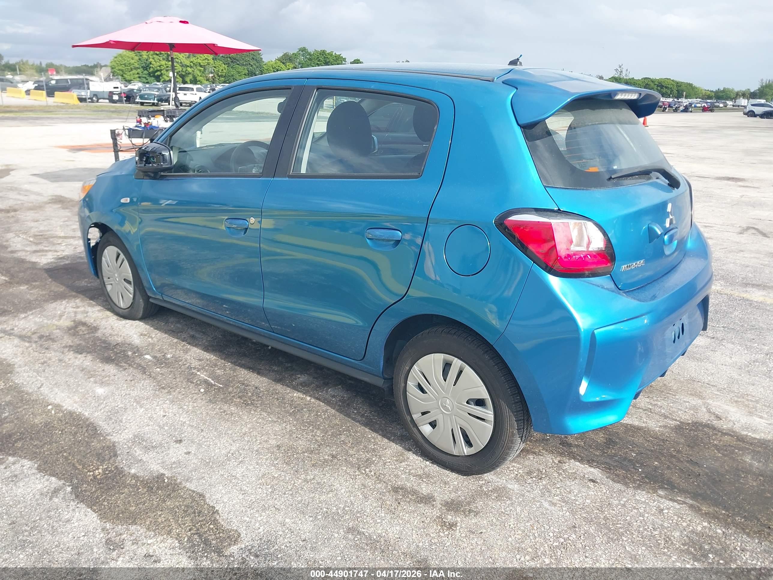 MITSUBISHI MIRAGE image 3