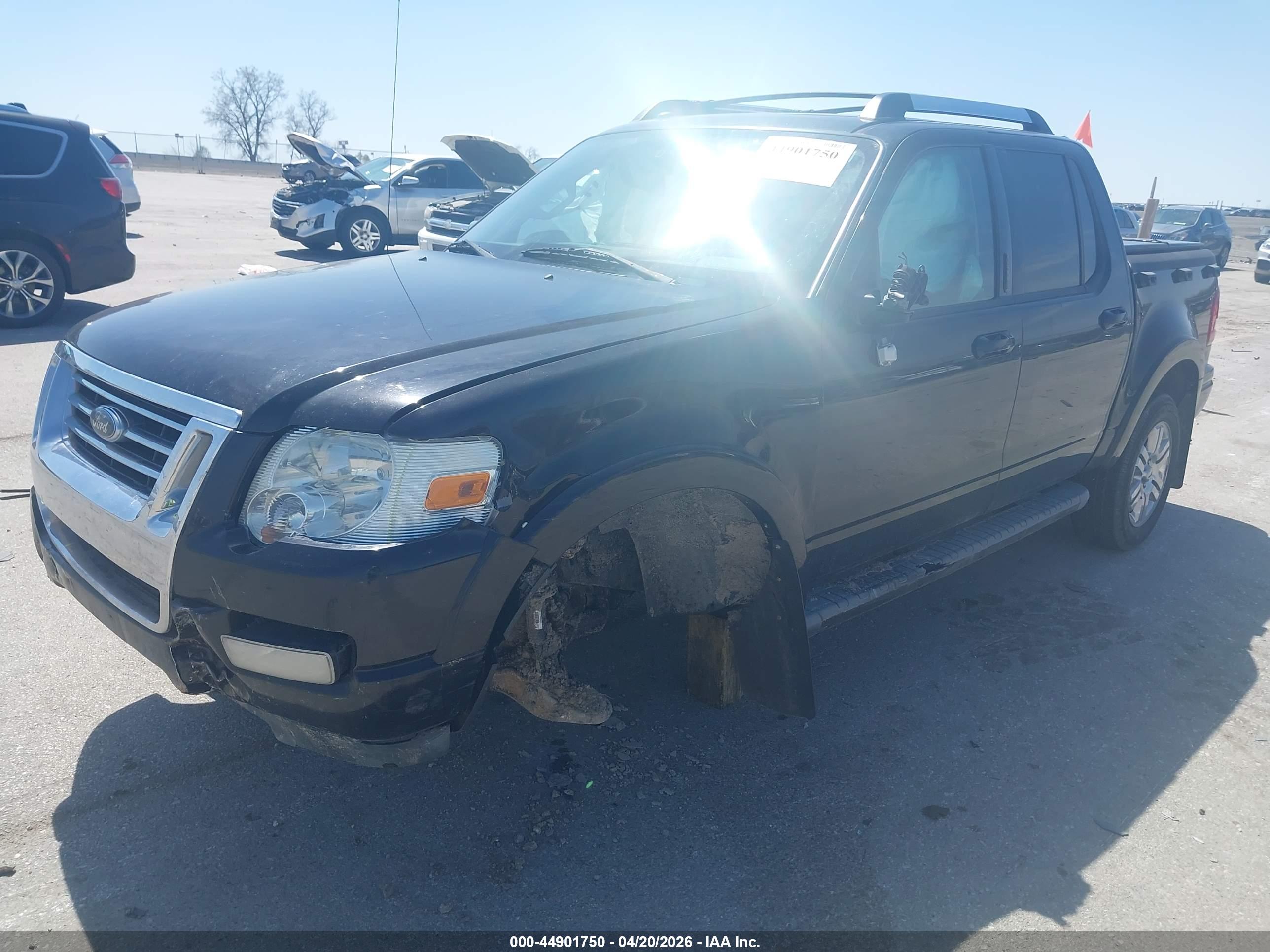 FORD EXPLORER image 2