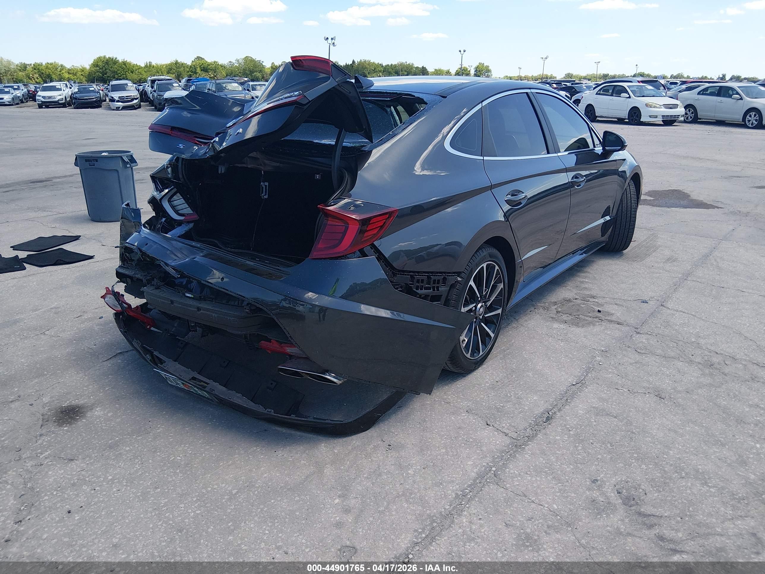 HYUNDAI SONATA image 4