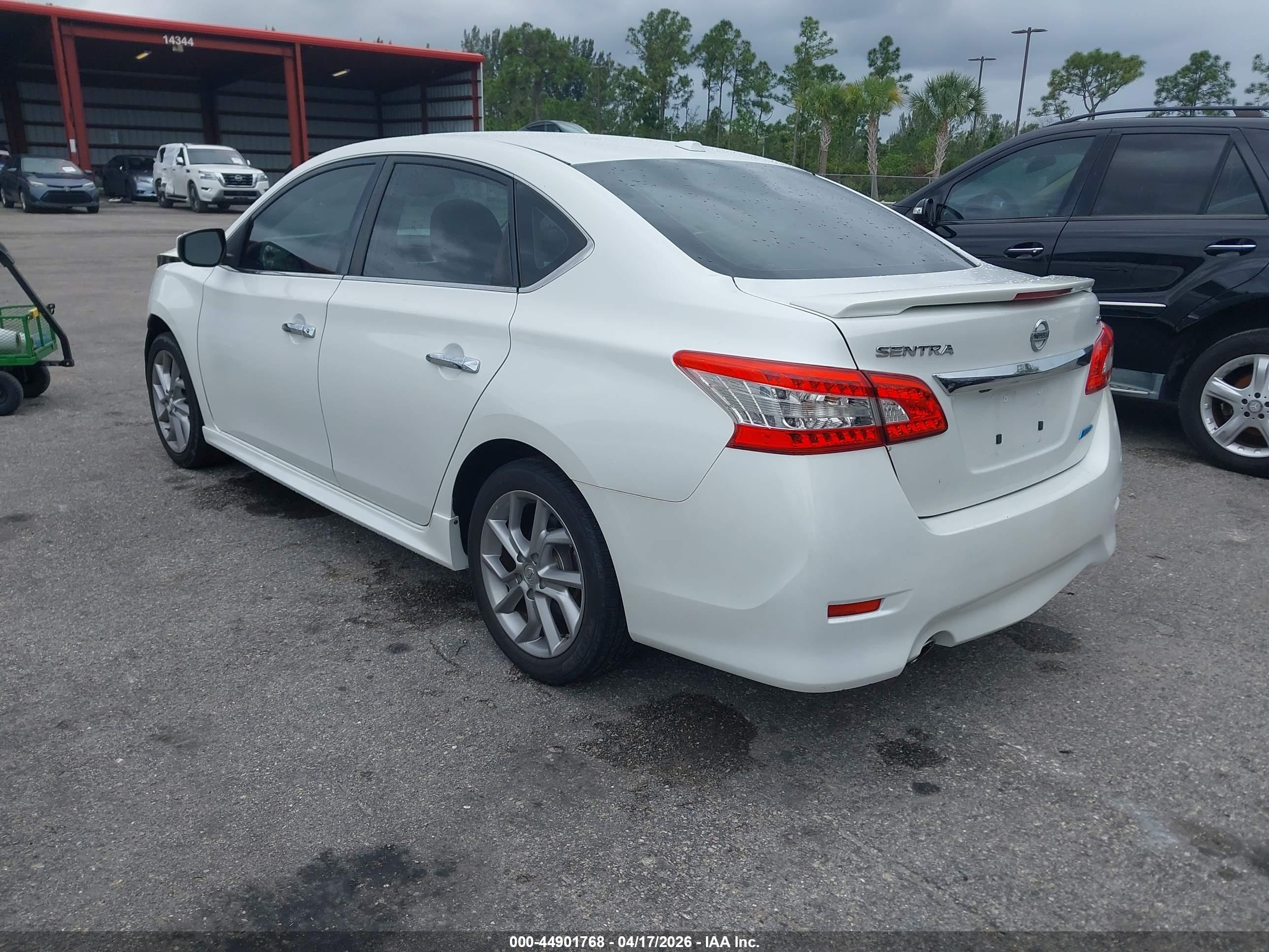 NISSAN SENTRA image 3