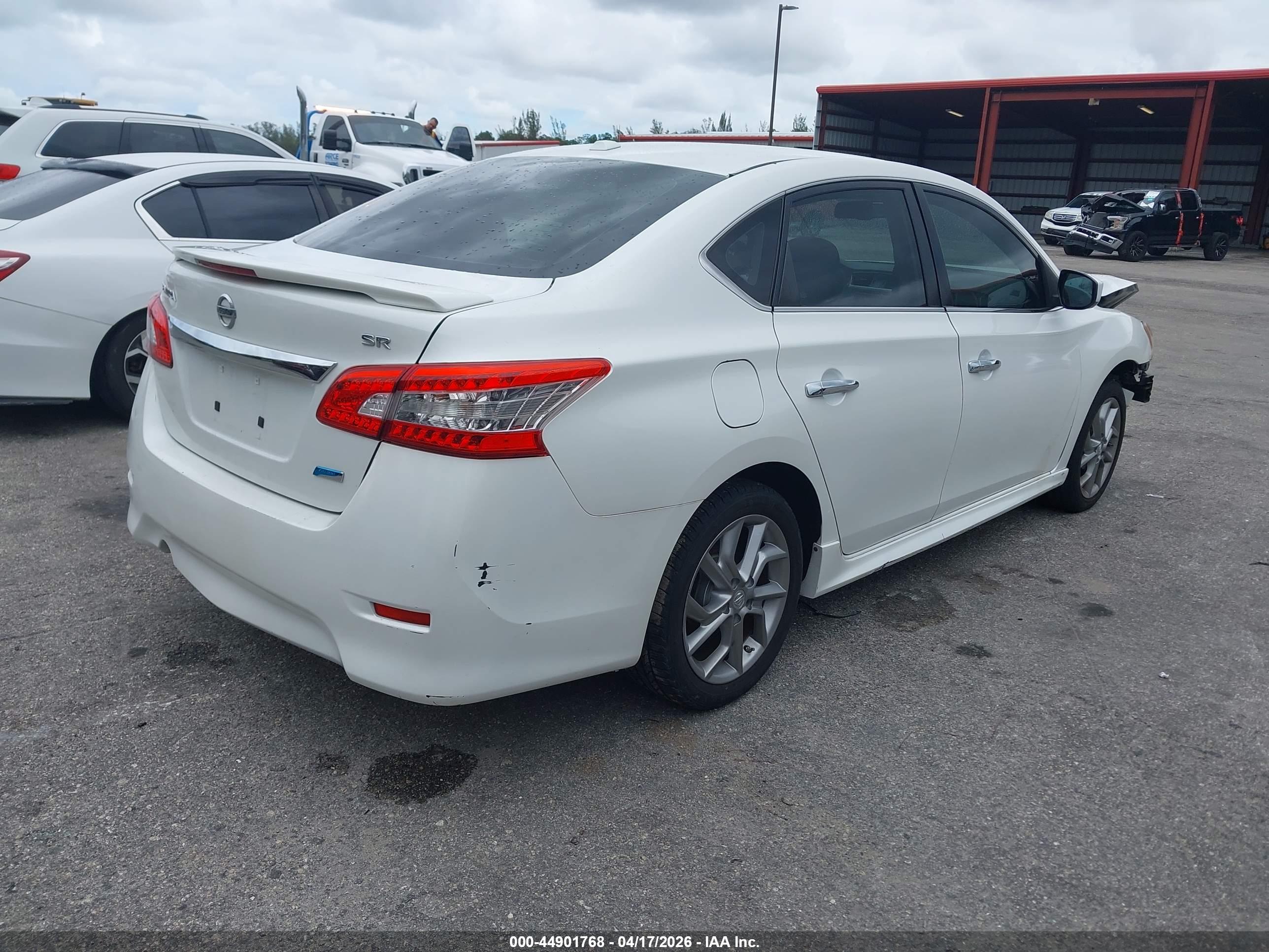 NISSAN SENTRA image 4