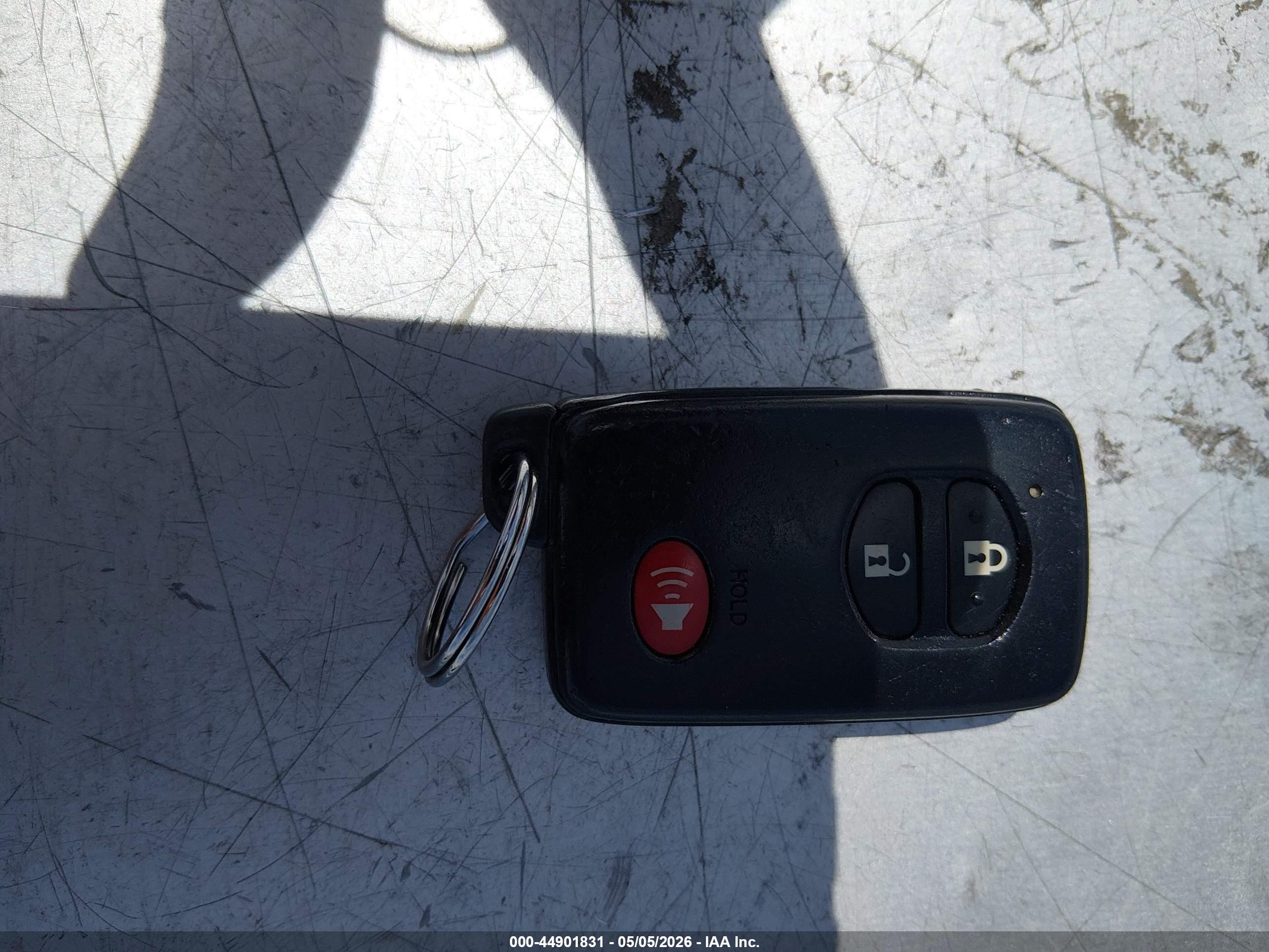 TOYOTA PRIUS image 11