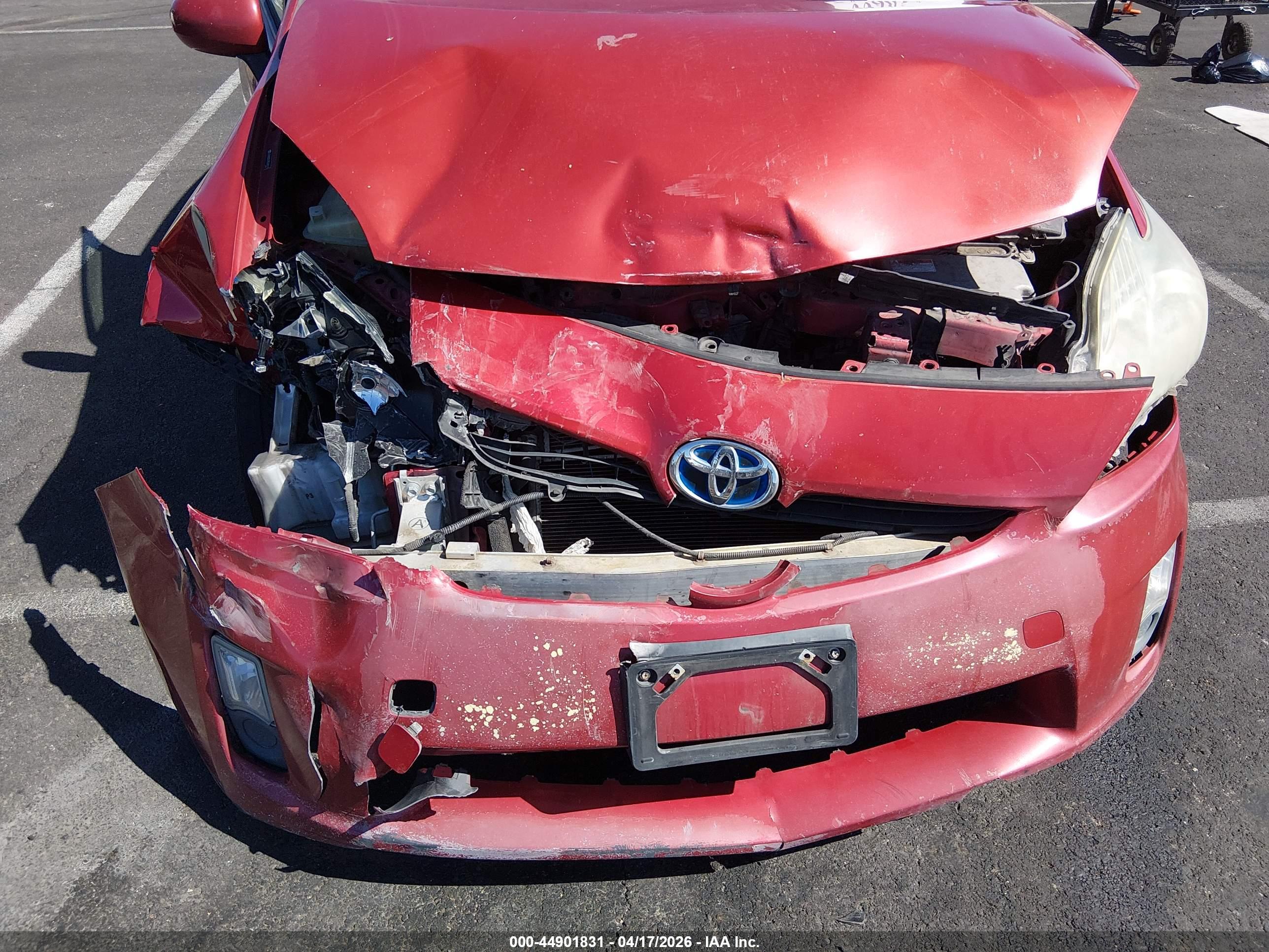 TOYOTA PRIUS image 6