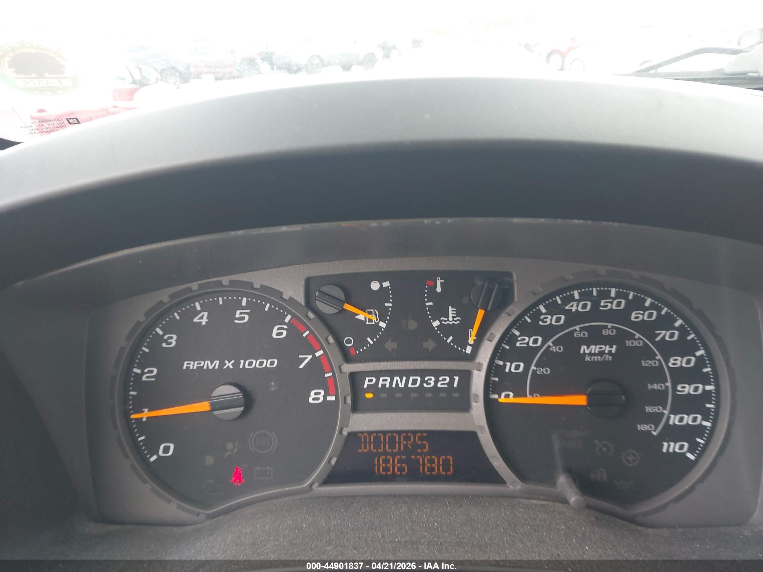 CHEVROLET COLORADO image 7