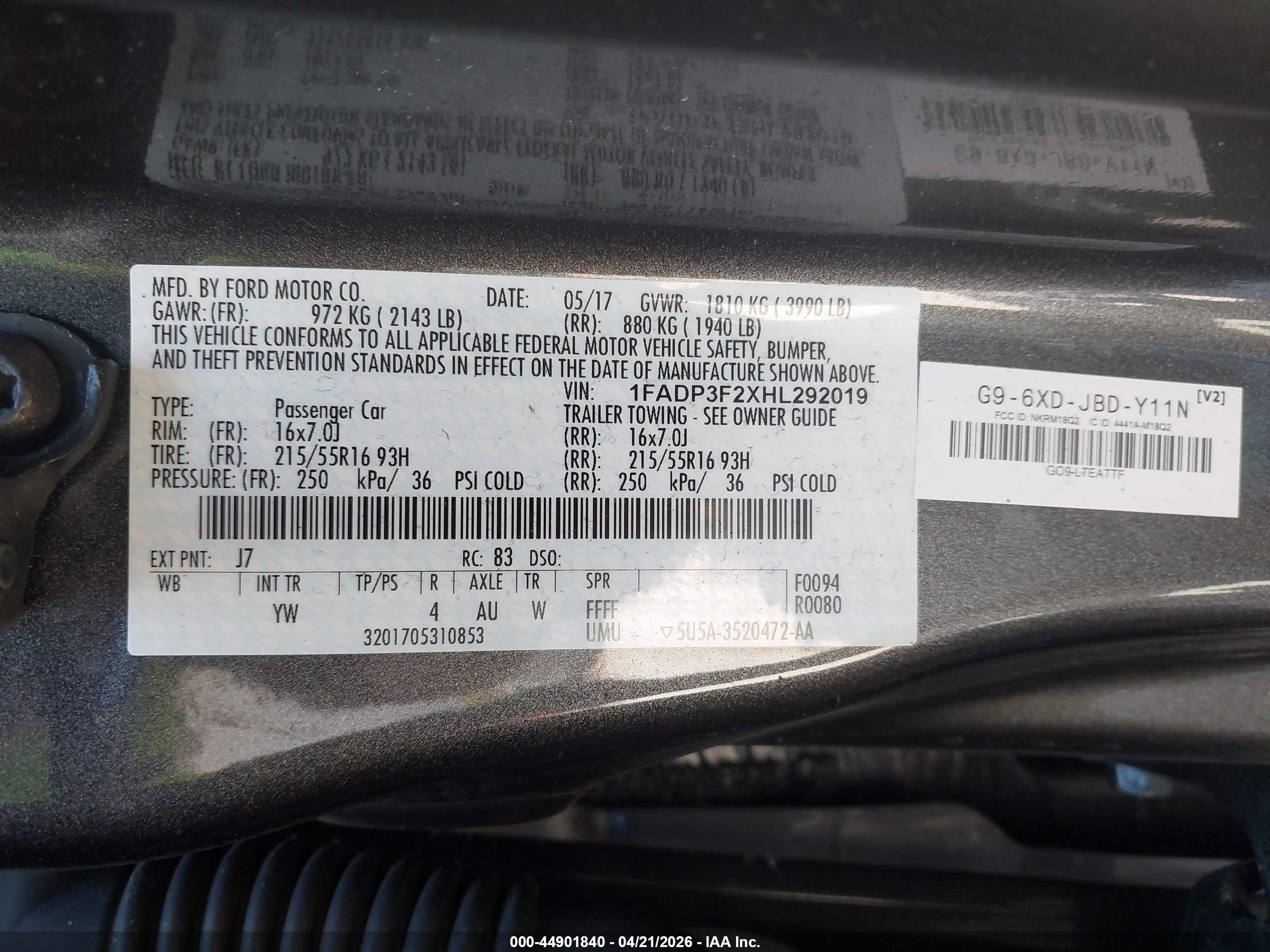 FORD FOCUS image 9