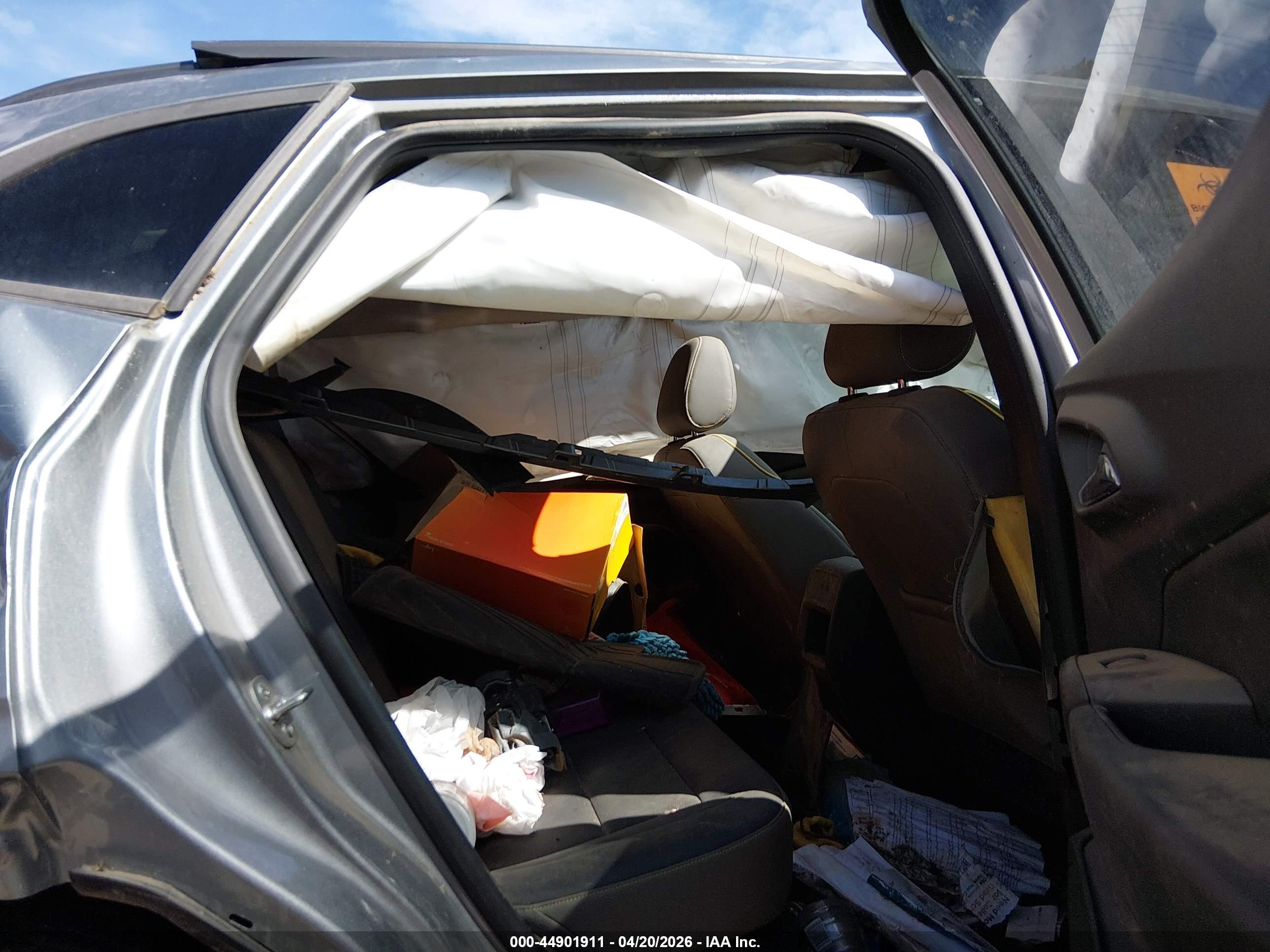 CHEVROLET TRAX image 8