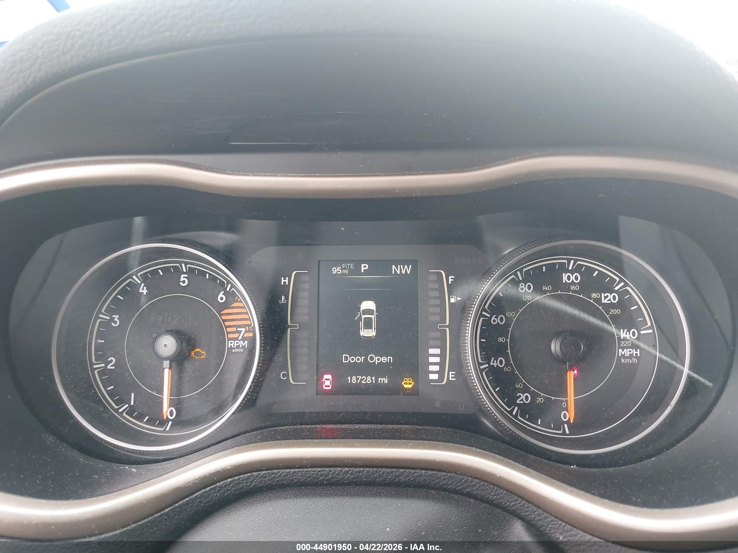 JEEP CHEROKEE image 7
