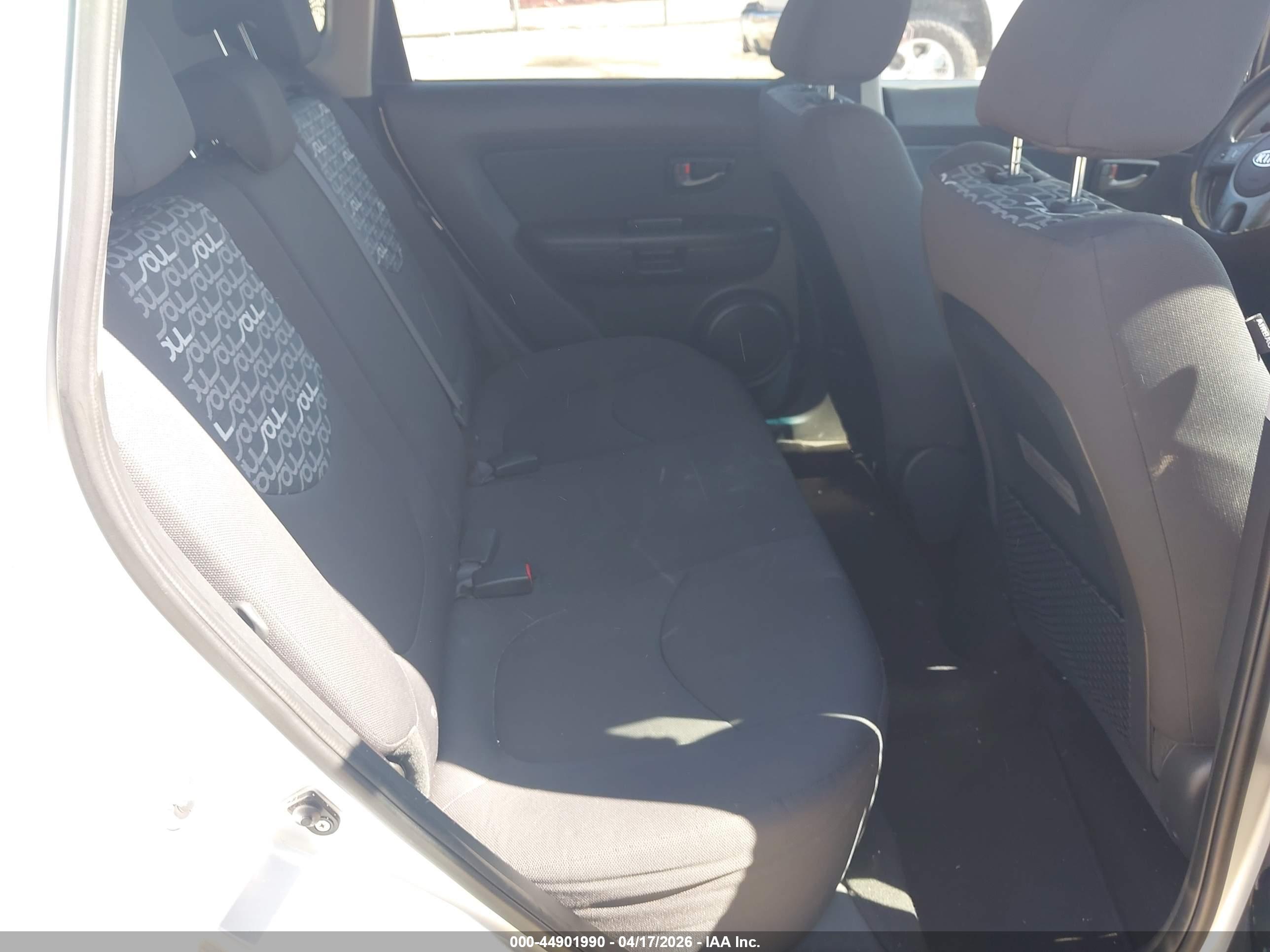 KIA SOUL image 8