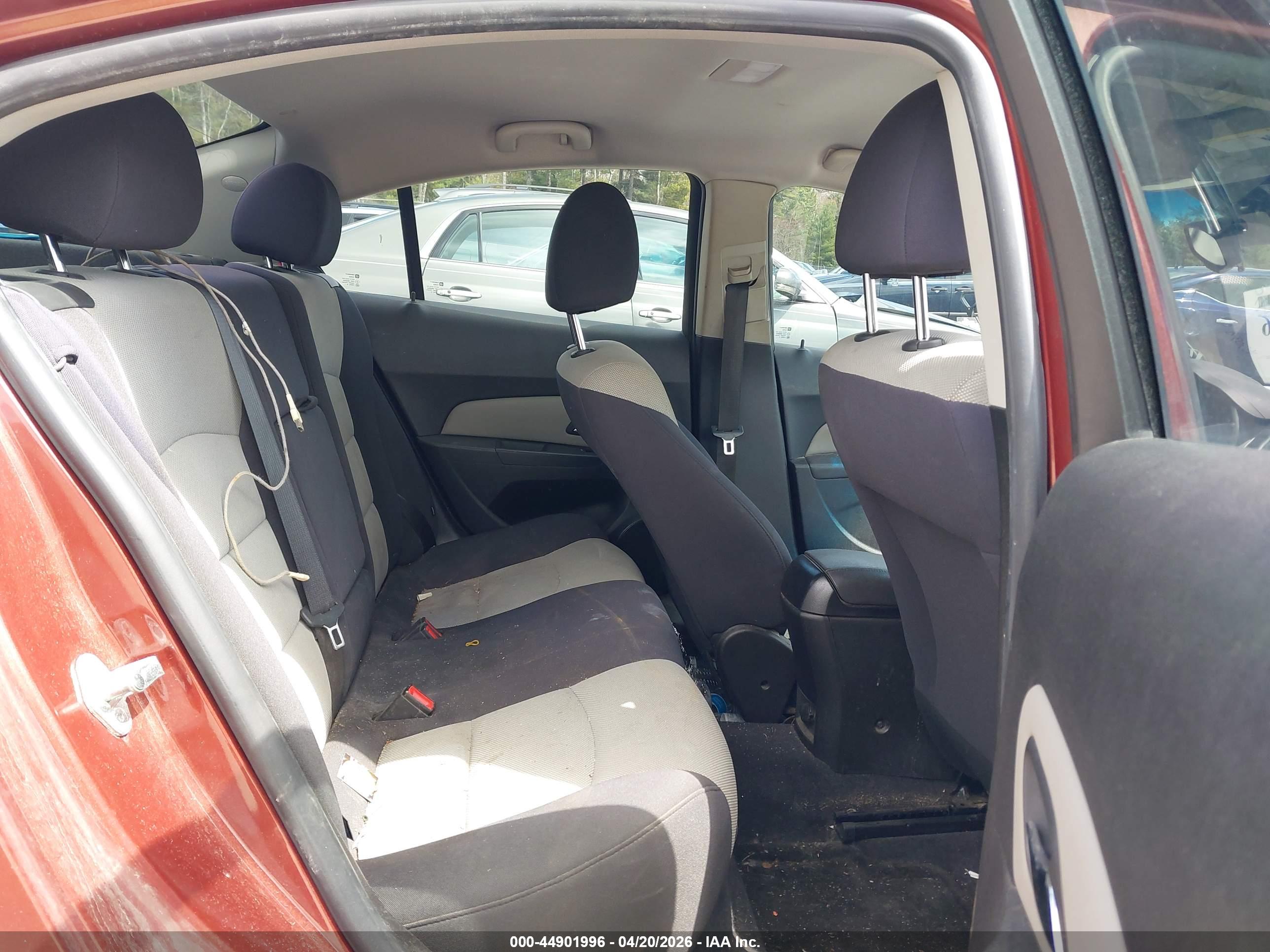 CHEVROLET CRUZE image 8
