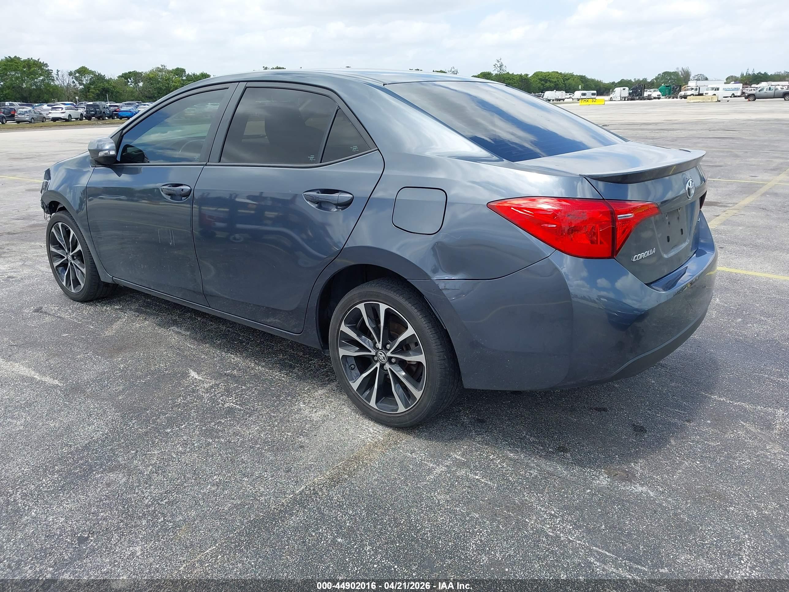 TOYOTA COROLLA image 3
