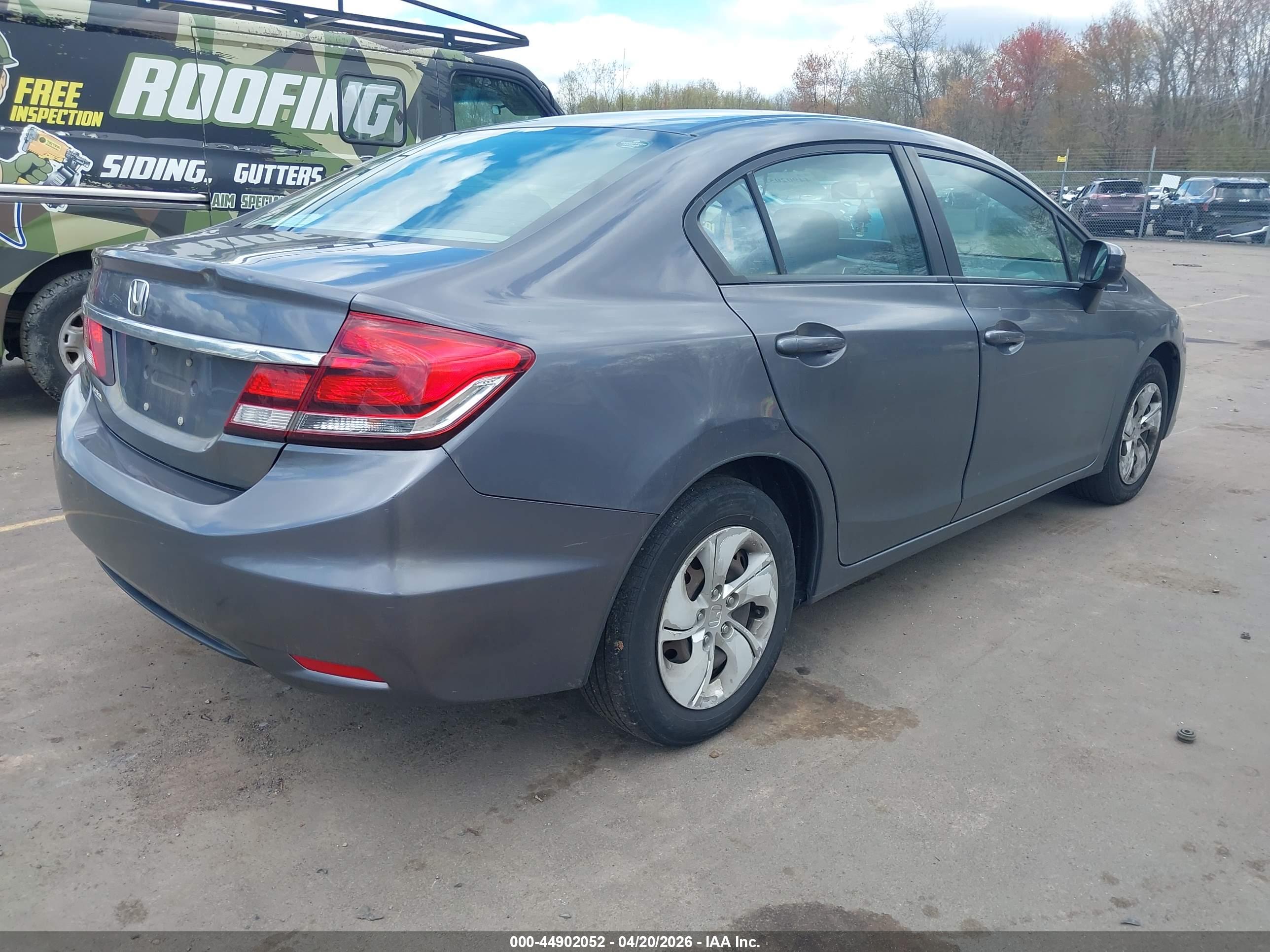 HONDA CIVIC image 4