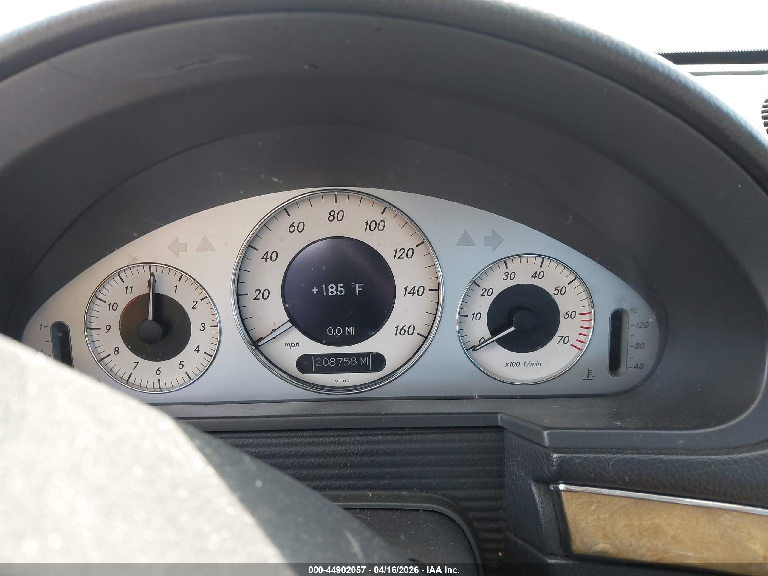 MERCEDES-BENZ E image 7