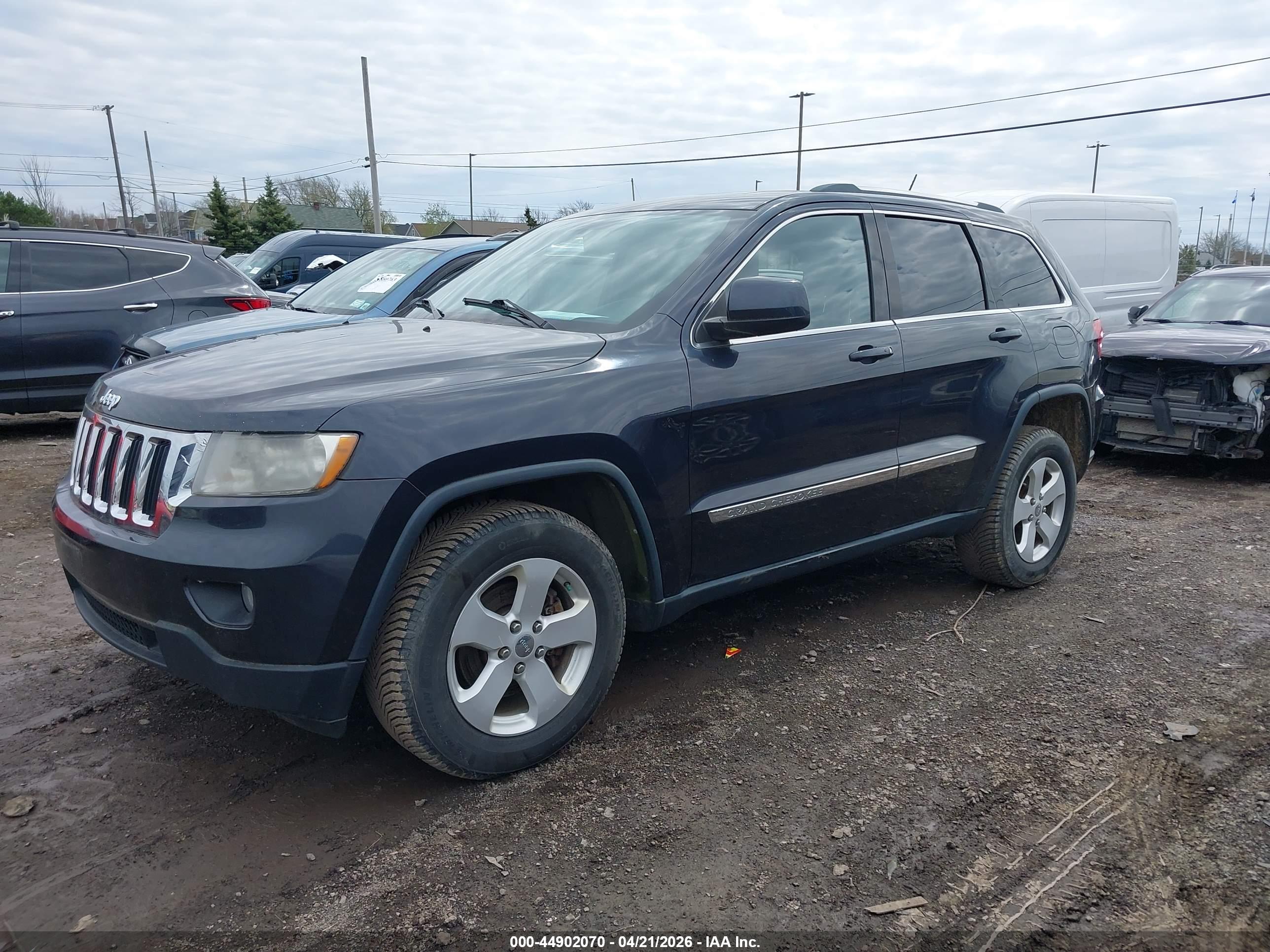 JEEP GRAND image 2