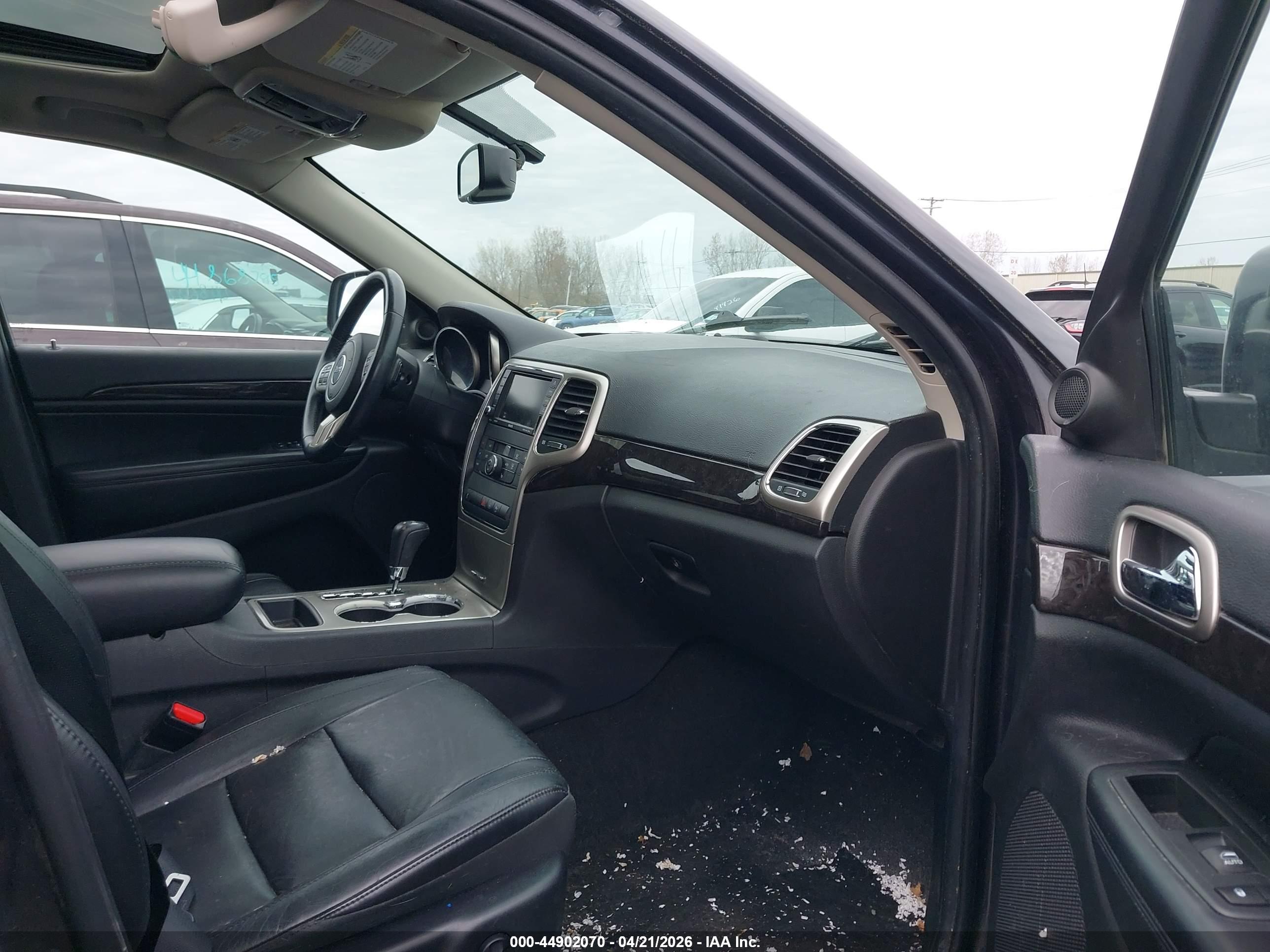 JEEP GRAND image 5