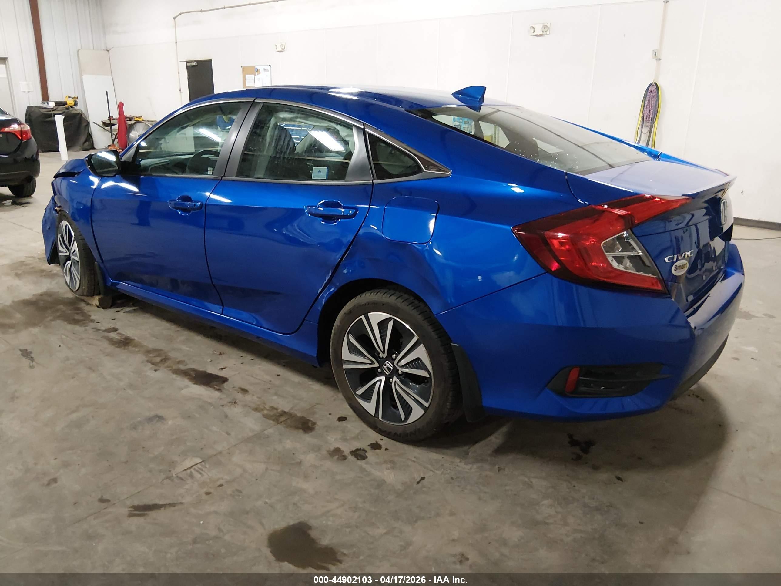 HONDA CIVIC image 3