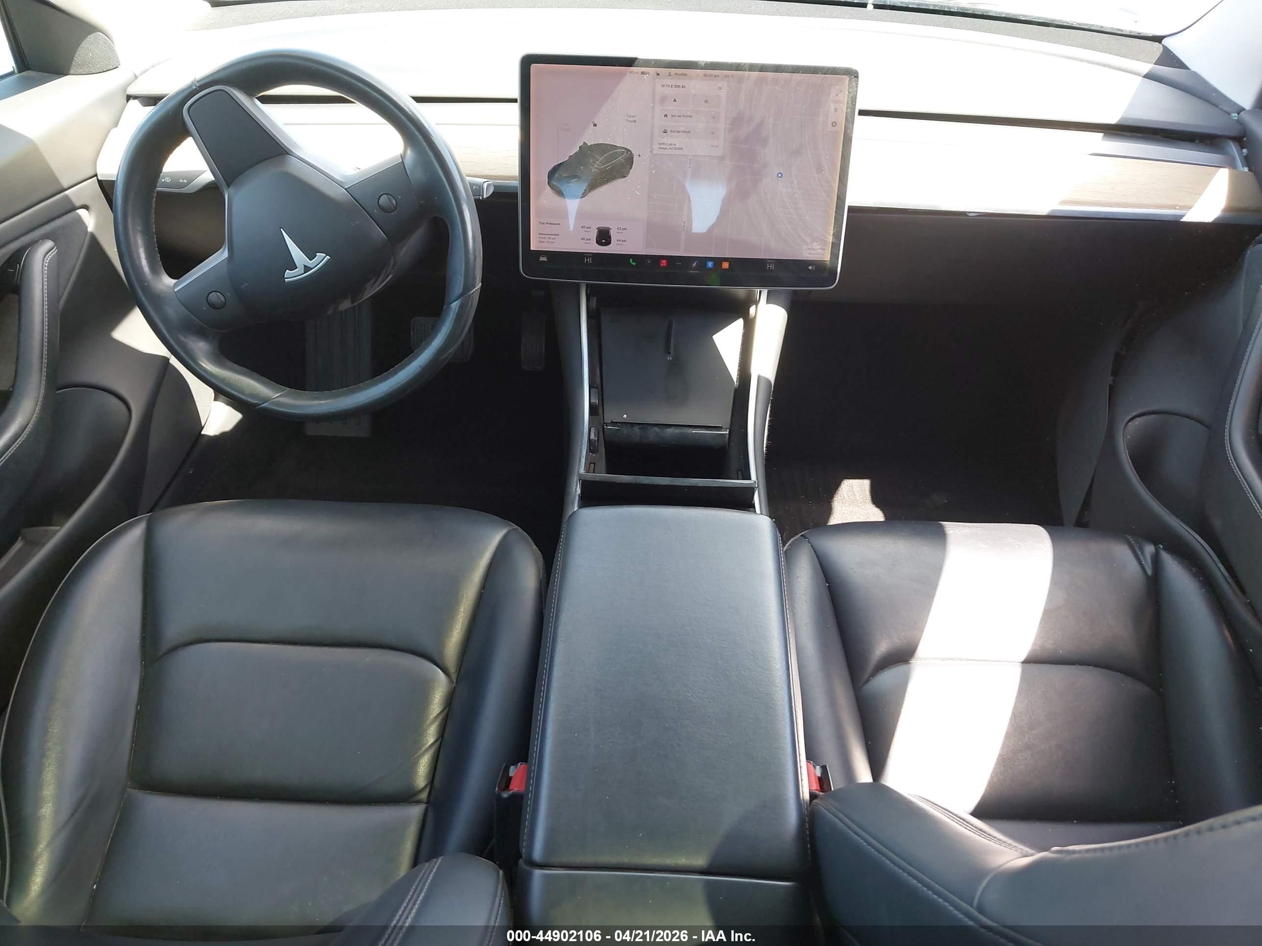 TESLA MODEL image 5
