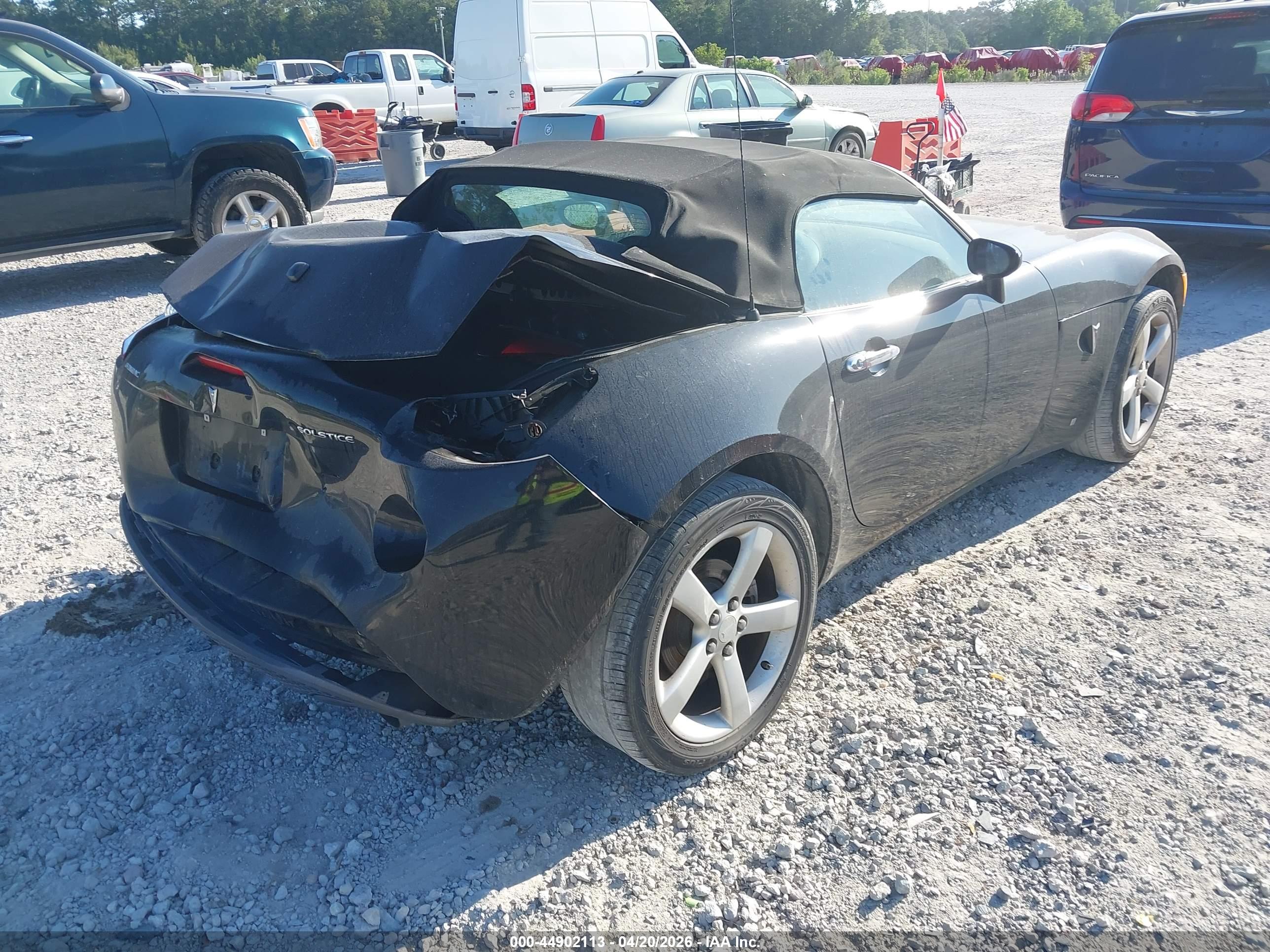 PONTIAC SOLSTICE image 4