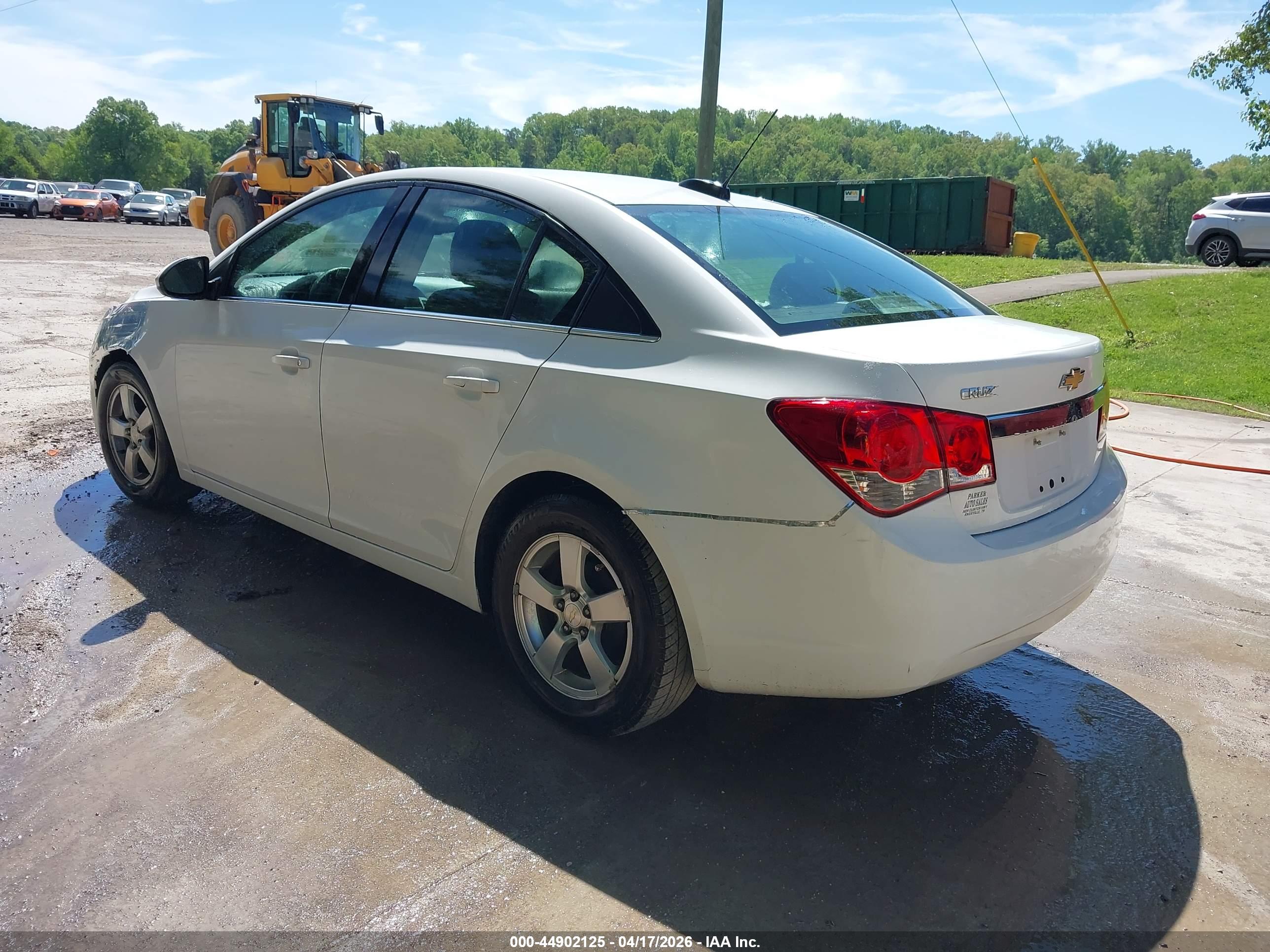 CHEVROLET CRUZE image 3